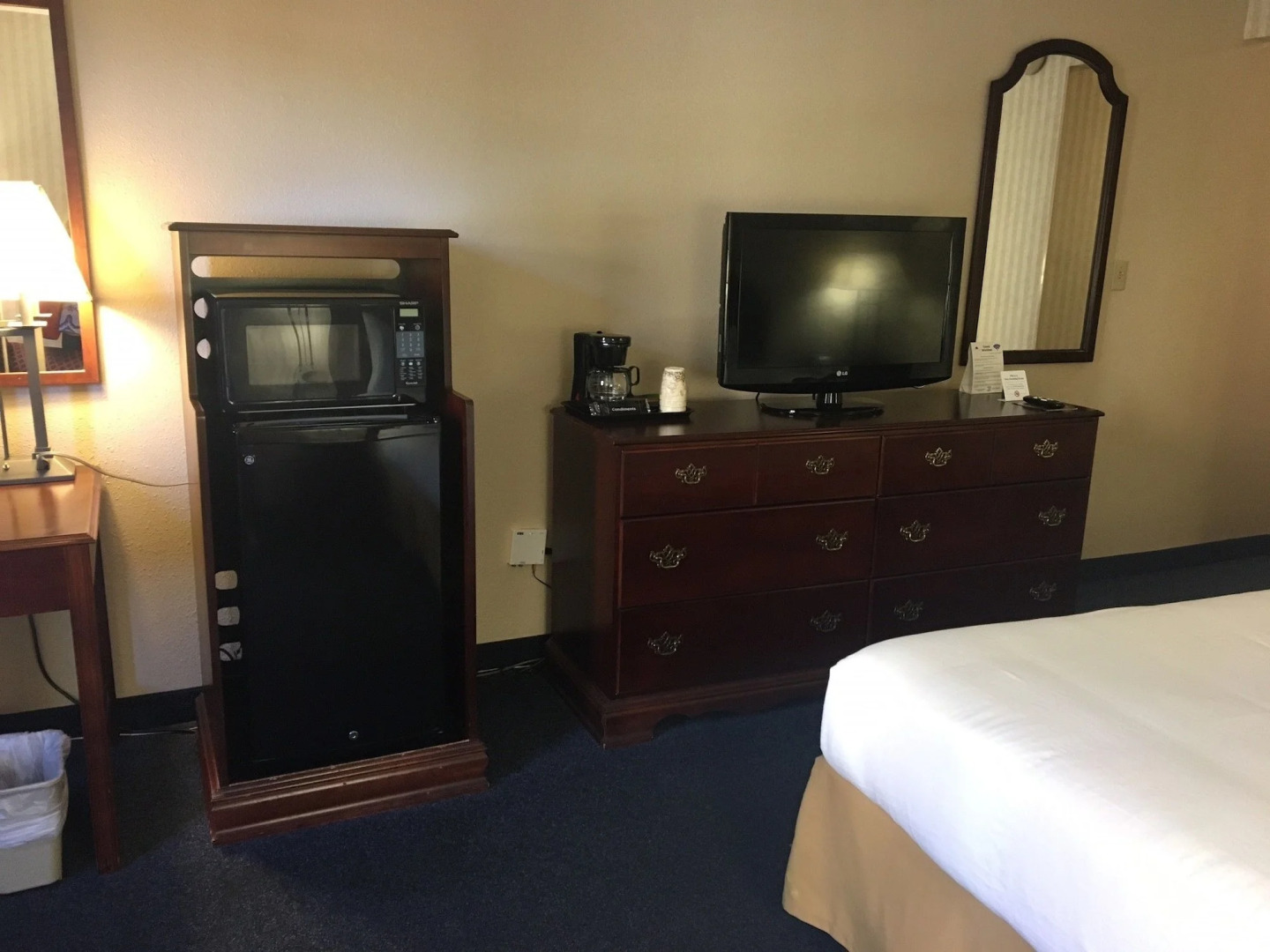 Red Roof Inn & Suites Newport News