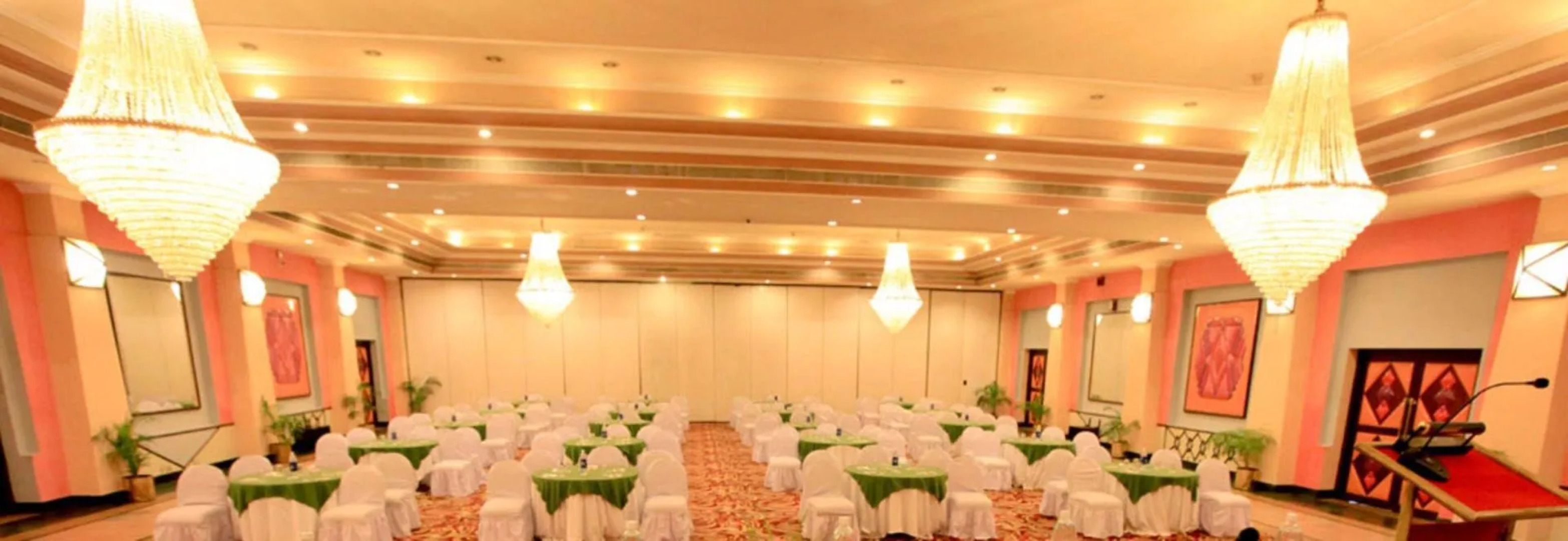 Hotel Swosti Premium