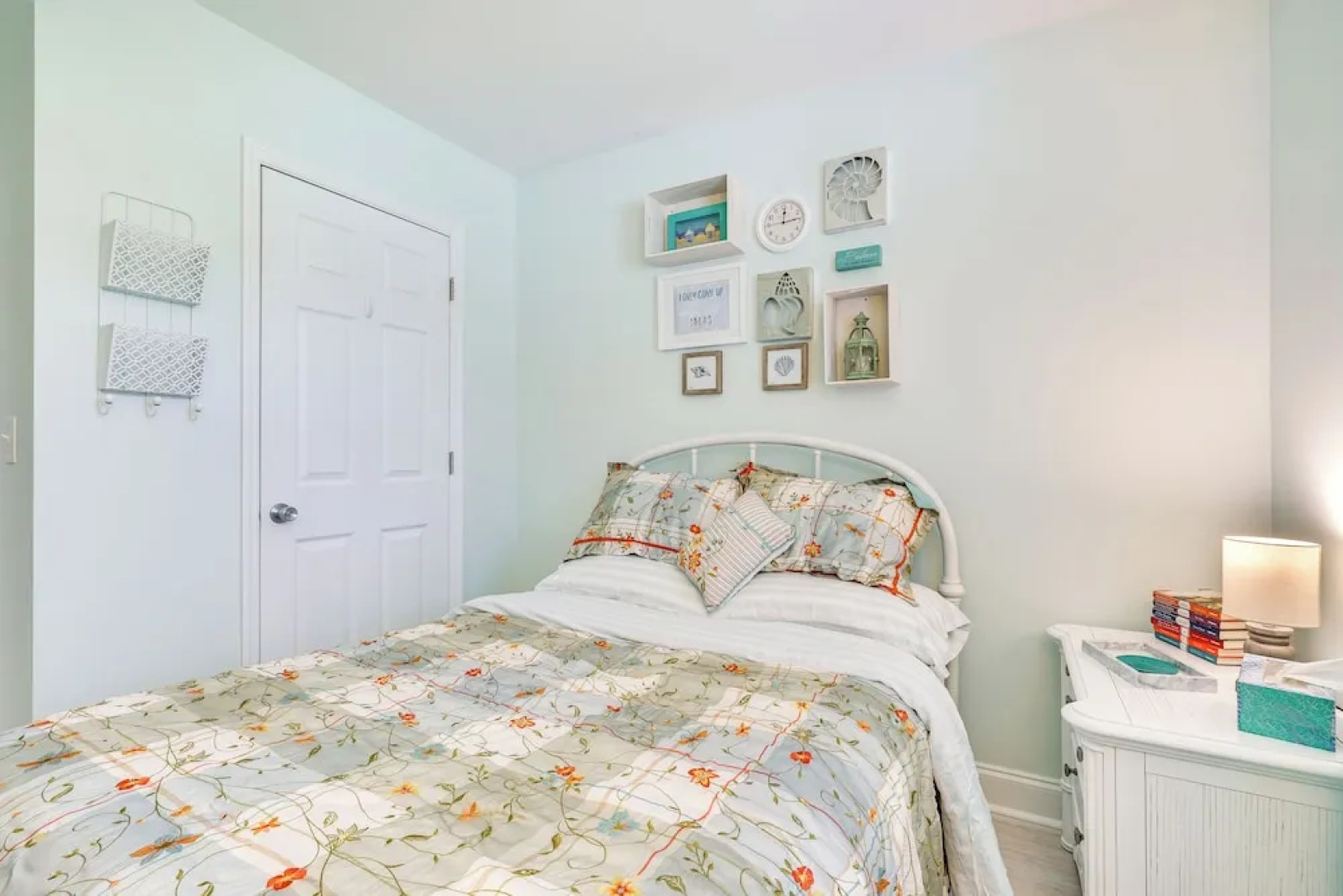 Cozy Goose Creek Escape w/ Patio & Grill