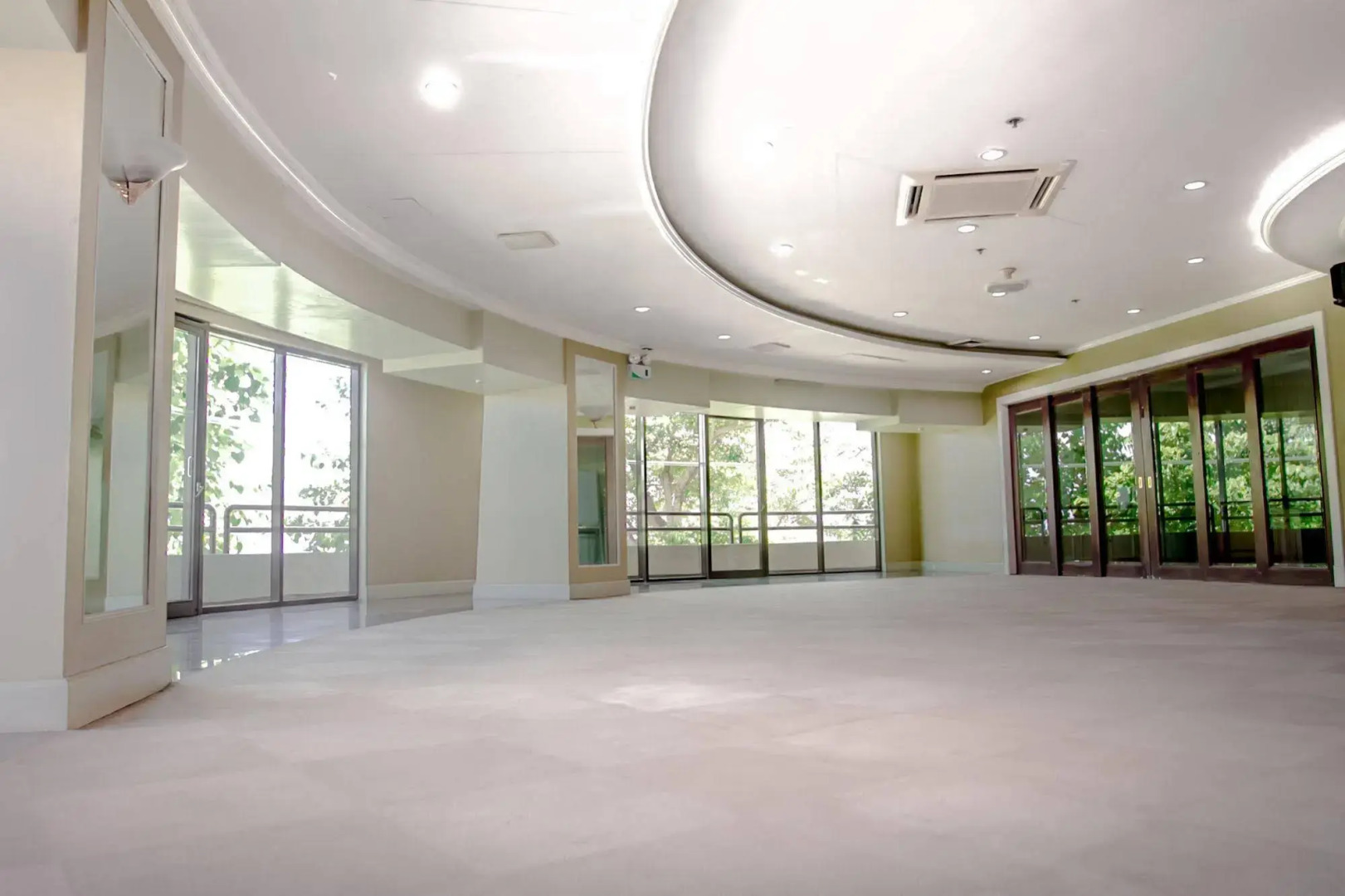 Eugenio Lopez Center