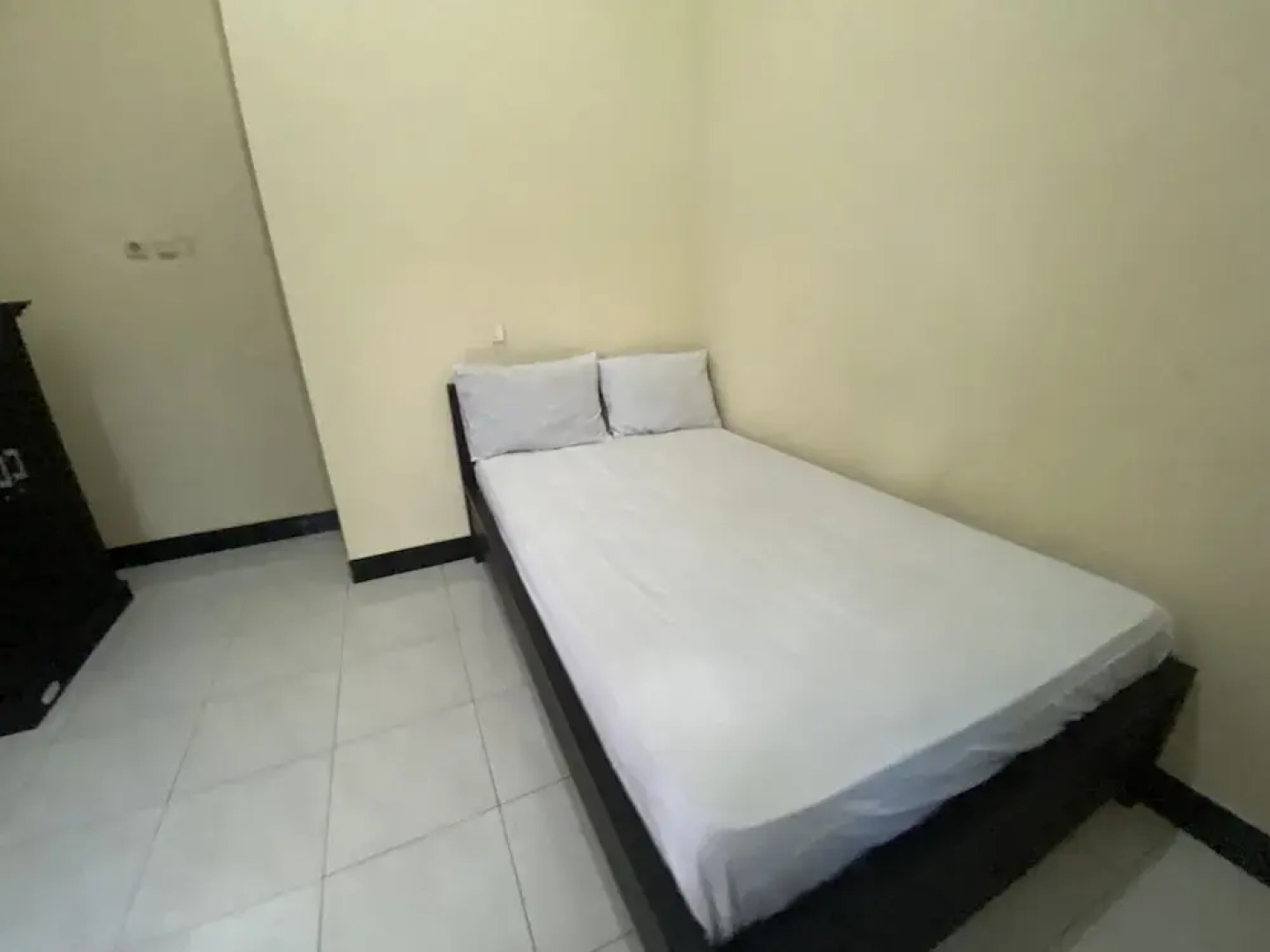 OYO Life 93258 Kos Sahabat