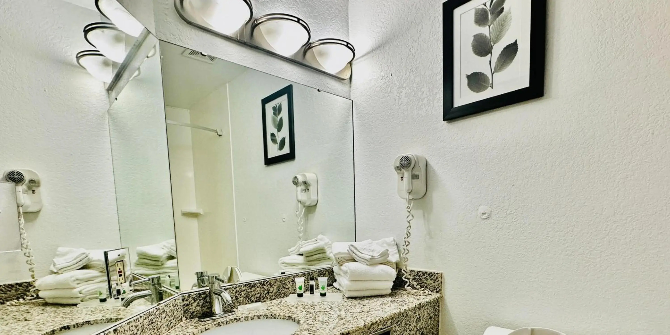 Radiant Inn & Suites