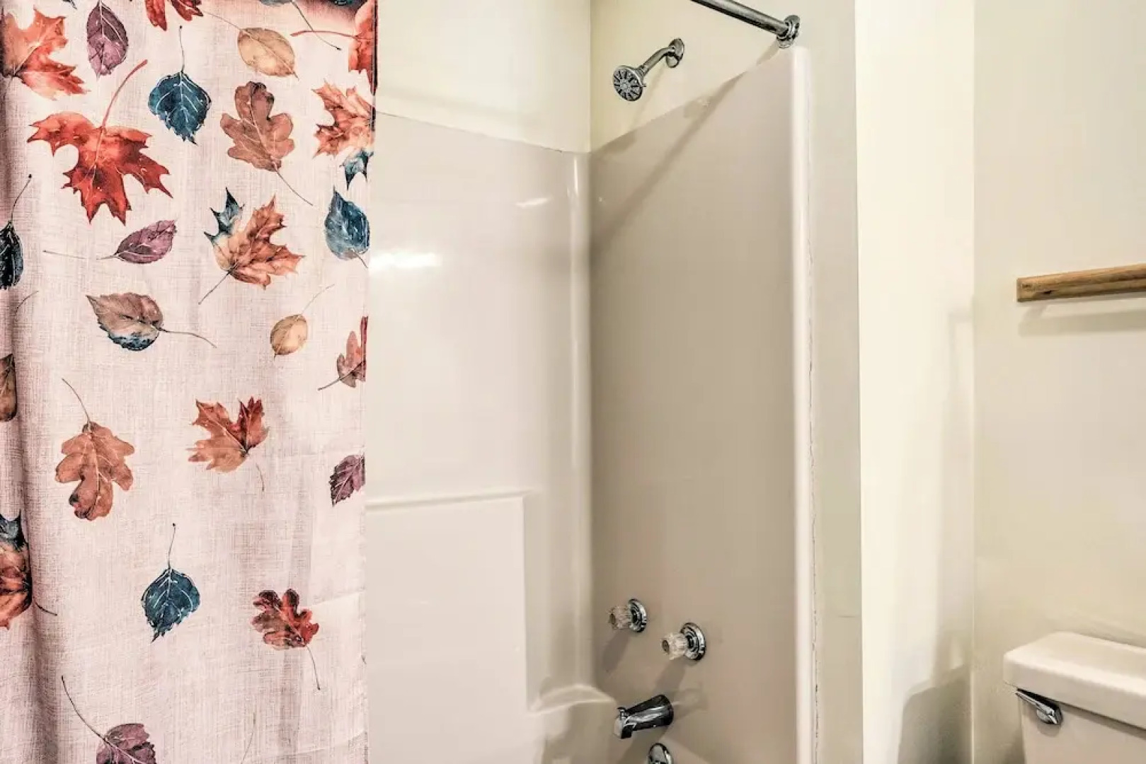 Bartlett Condo ~ 1 Mi to Attitash Resort!