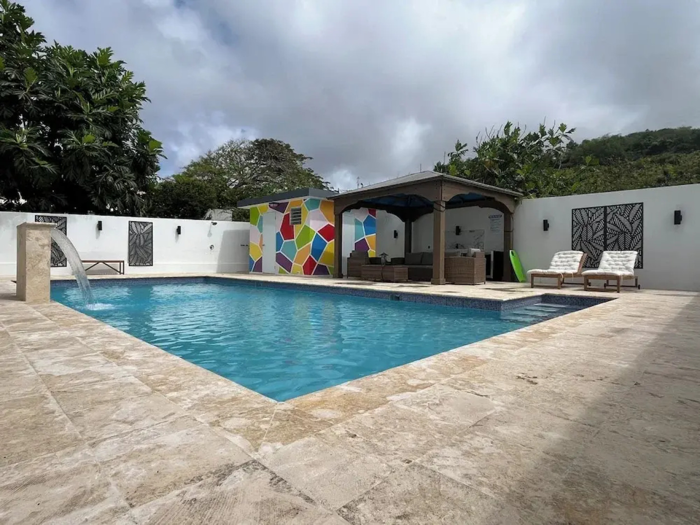 Sea Breeze Tunnel Hideaway 3