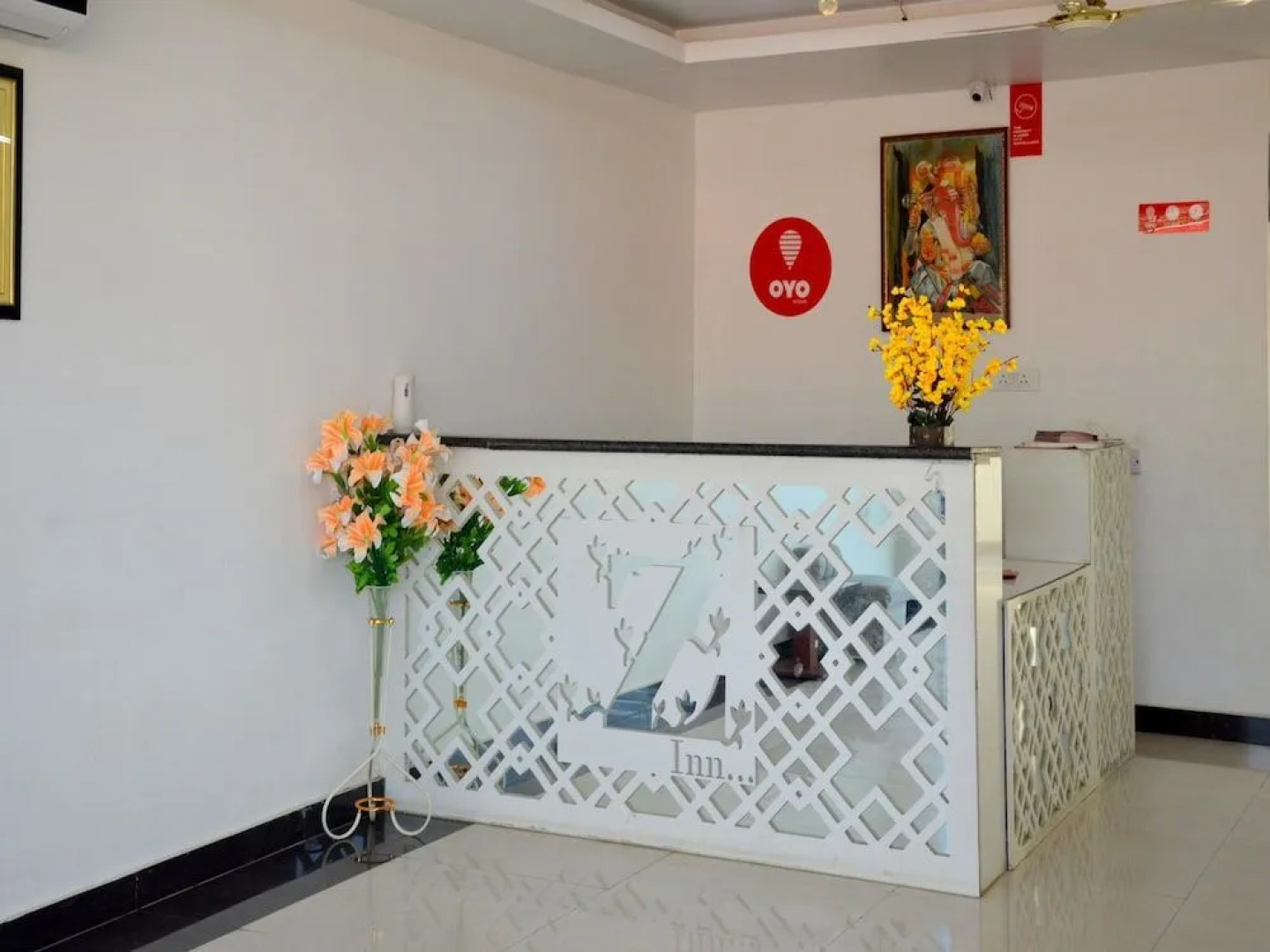 OYO 4308 Hotel Zaarang Inn