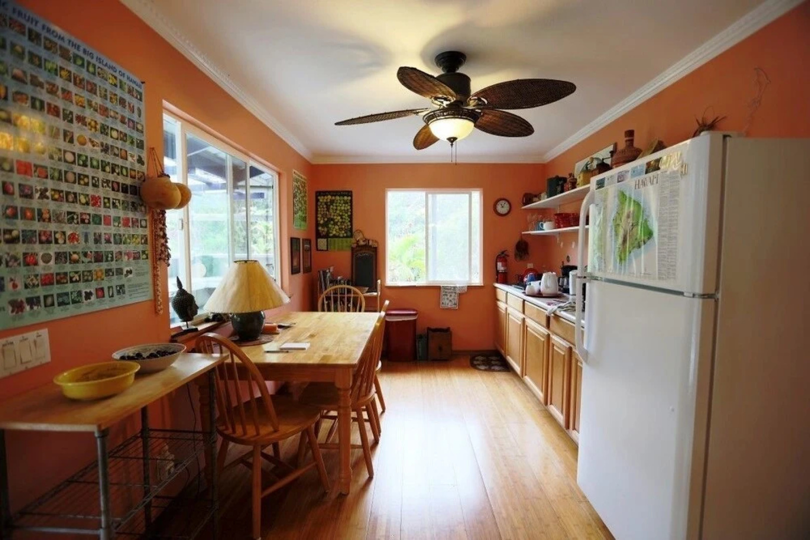 Mango Sunset Bed and Breakfast