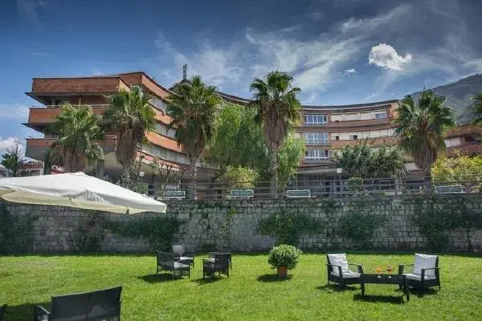 Vesuvian Institute
