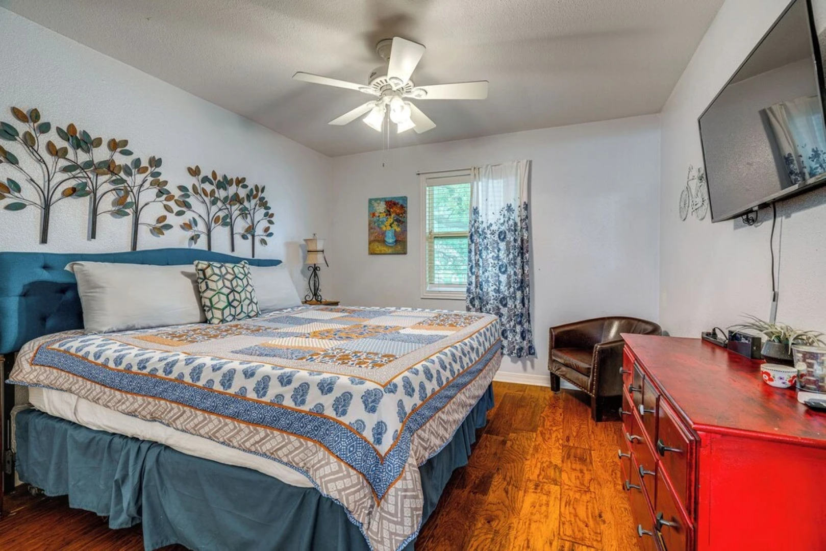 Lago Vista Golf Getaway w/ Decks + Pool Access!