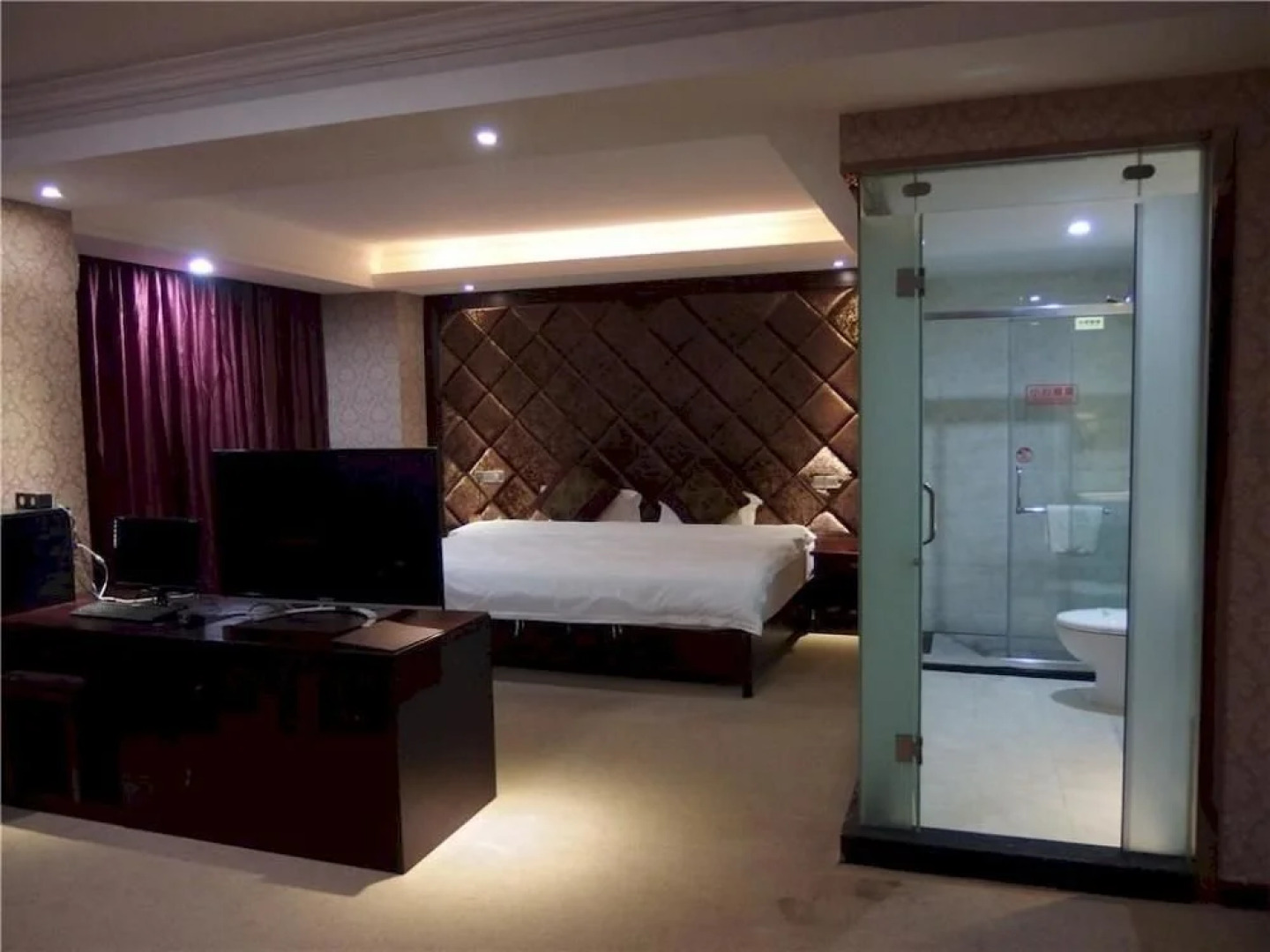 Haoting Holiday Hotel-qinzhou