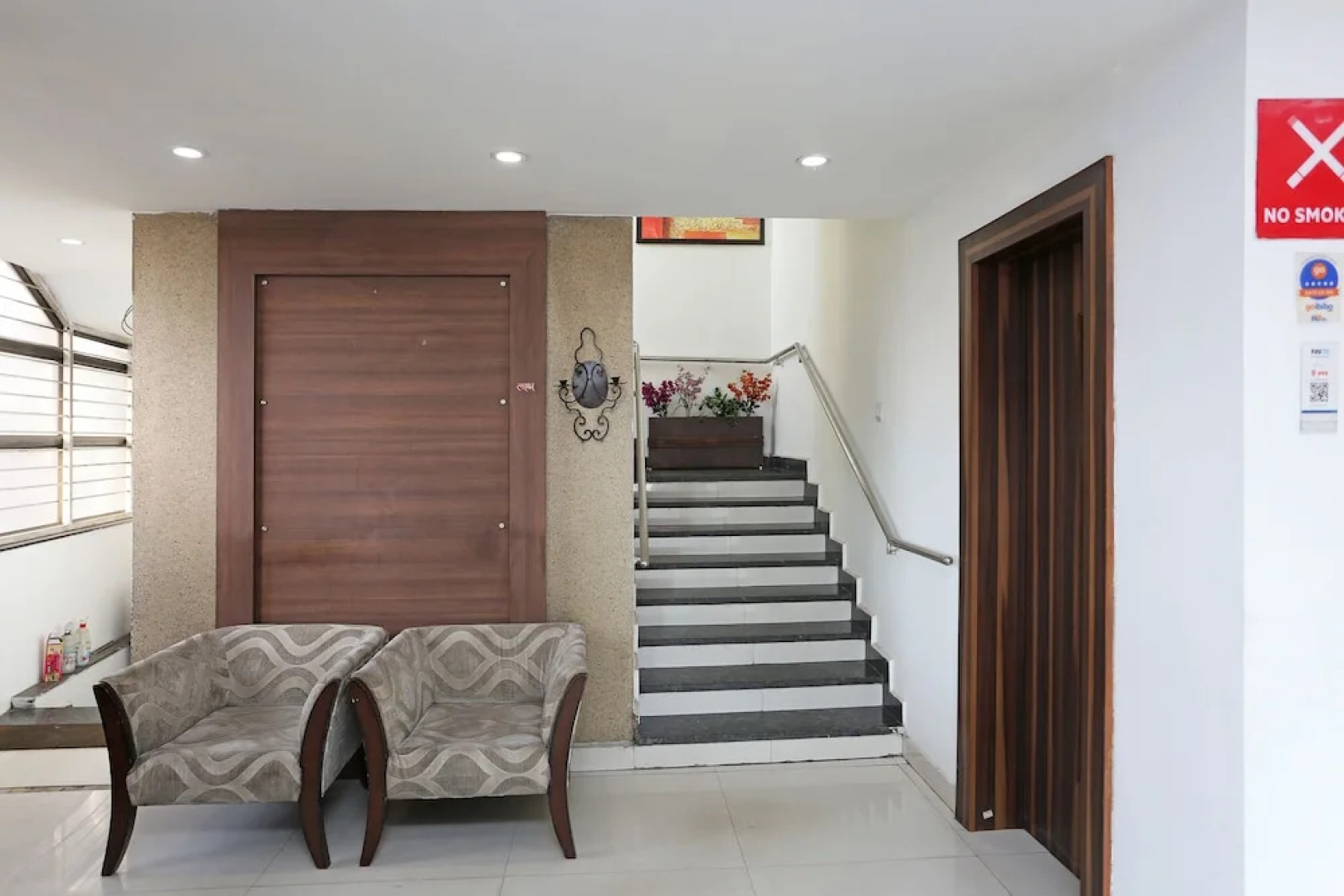 Fabhotel Ashirwad Regency