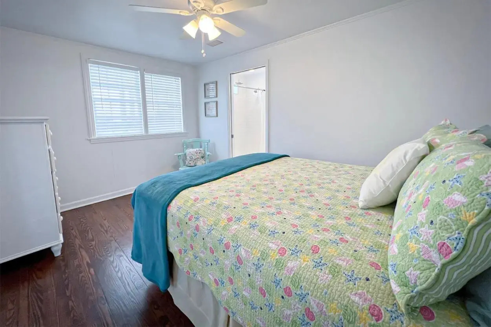 Carolina Breezy by Sea Scape Properties