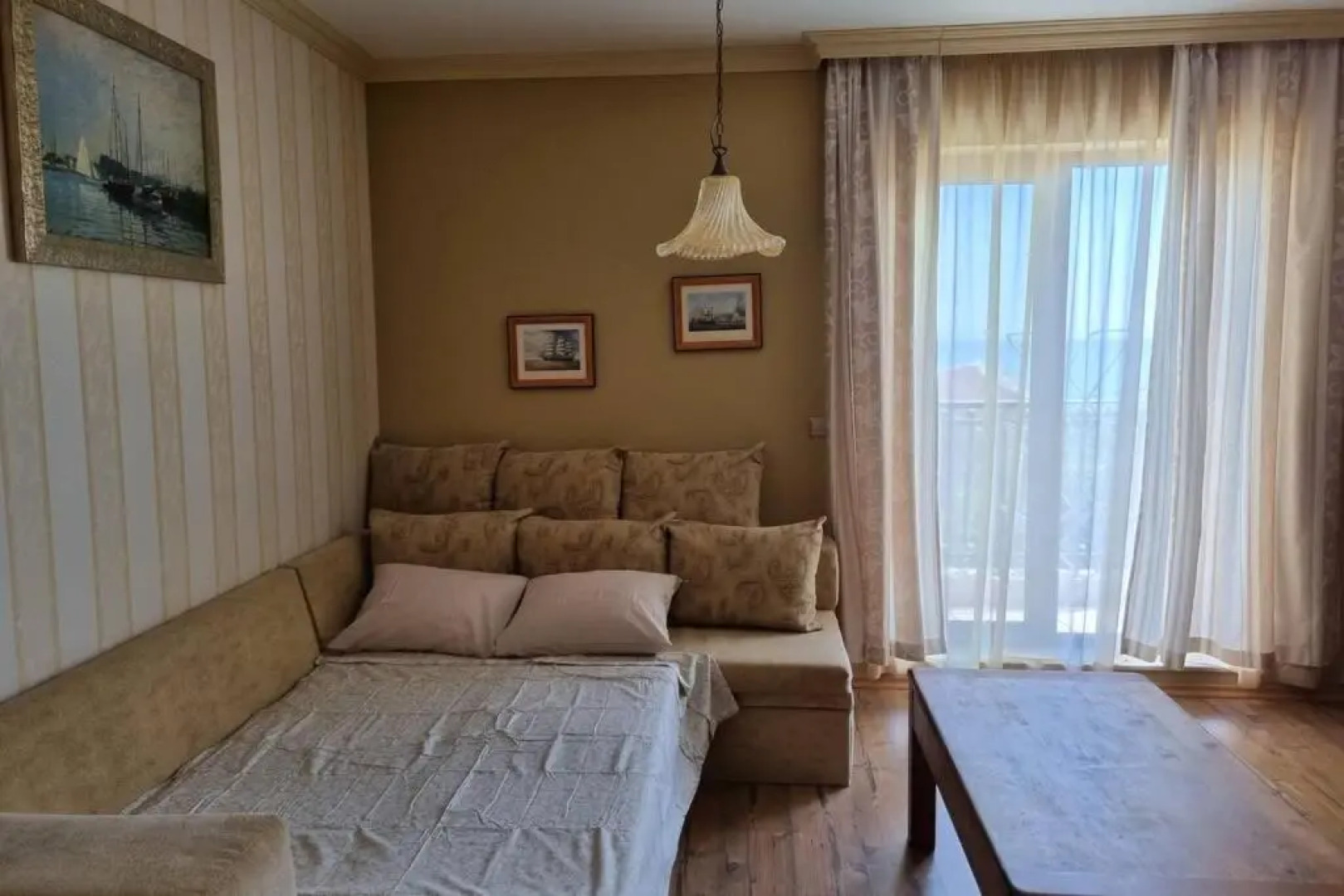 Vila Alegra apartment in front of the sea