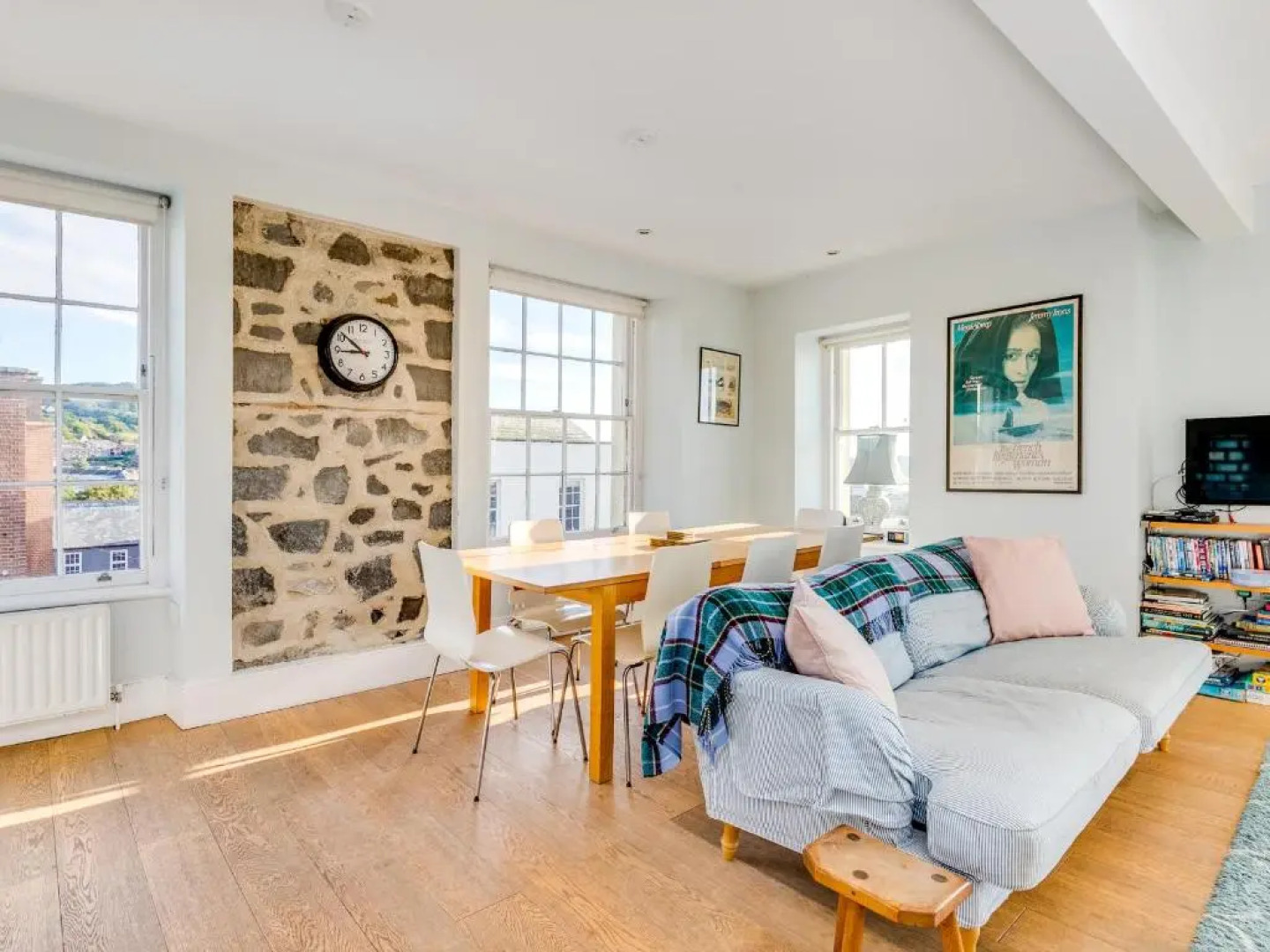 Apt 3, 26 Broad Street