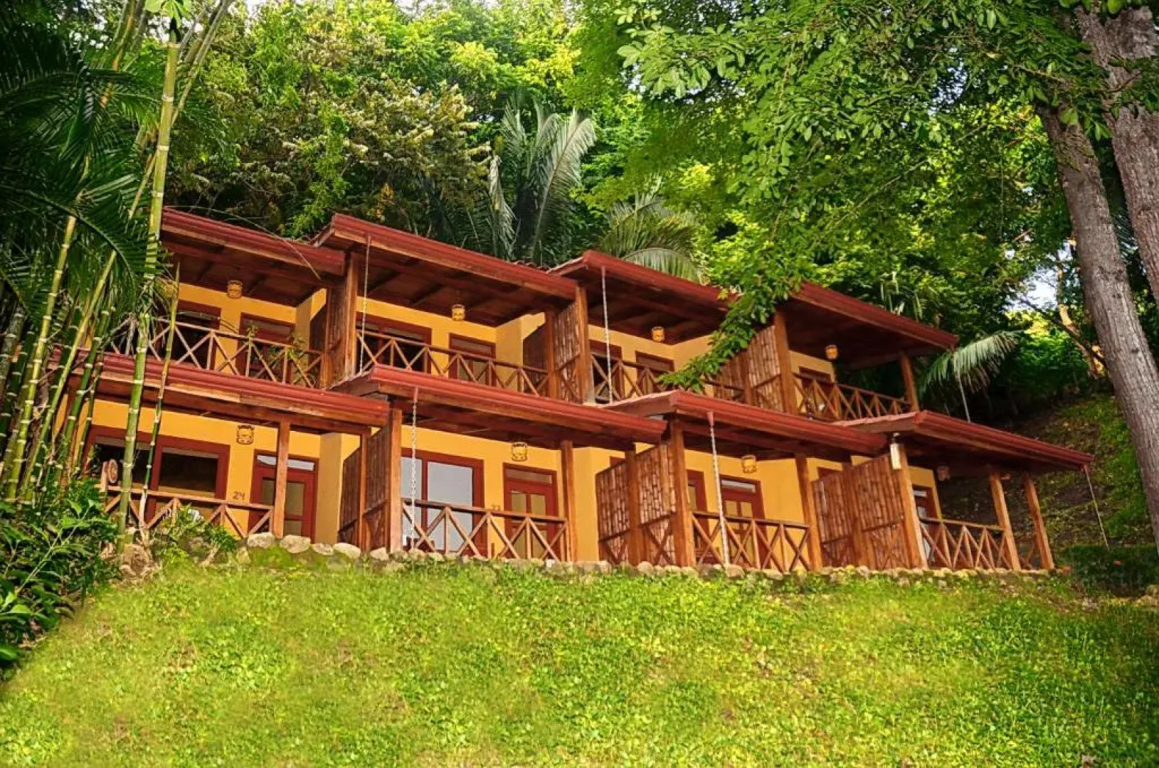 Esencia Hotel & Villas