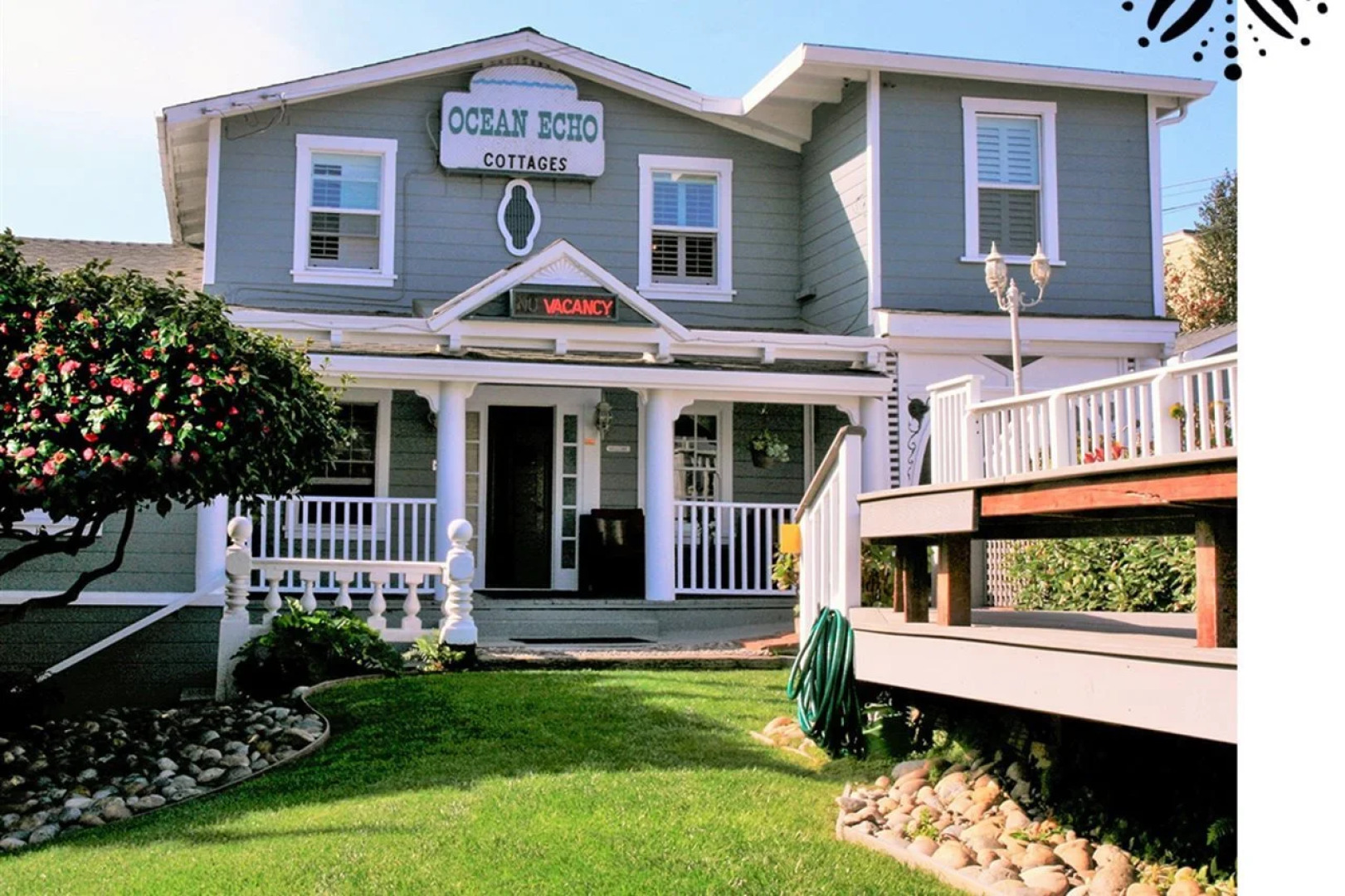 Ocean Echo Inn and Beach Cottages