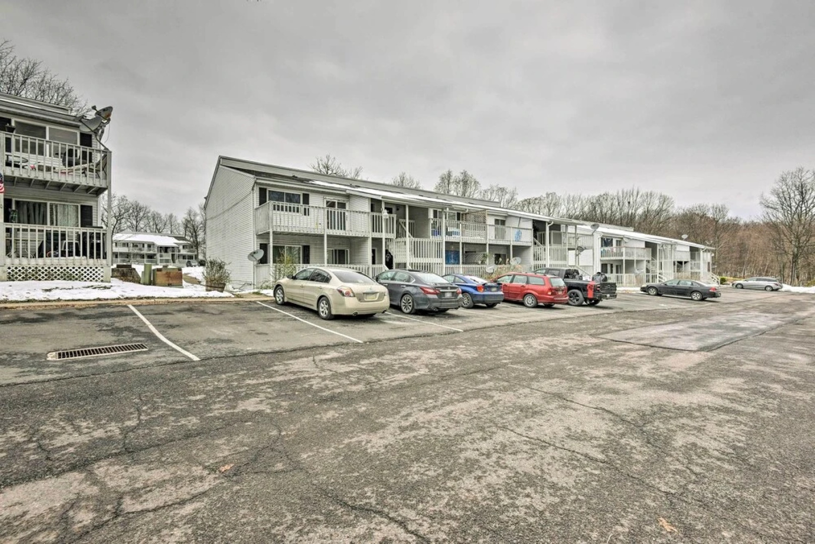 Near Mt Airy Casino: Mount Pocono Condo w/ Balcony
