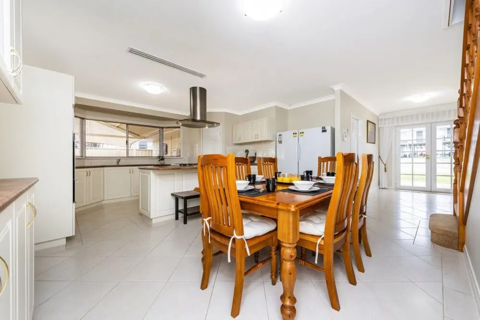 The Oversea'r - Luxury at its Best