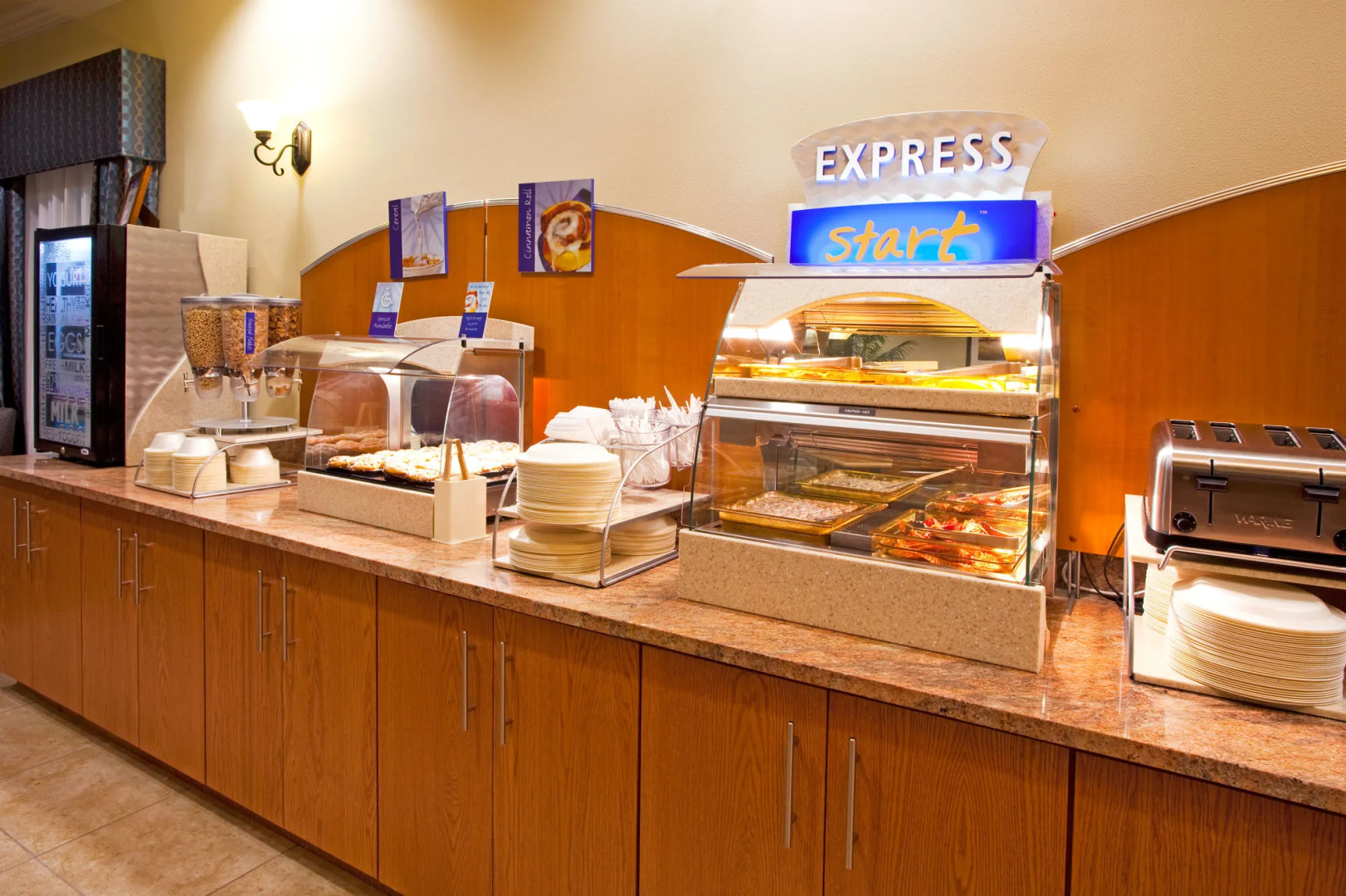 Holiday Inn Express & Suites Valdosta West - Mall Area by IHG