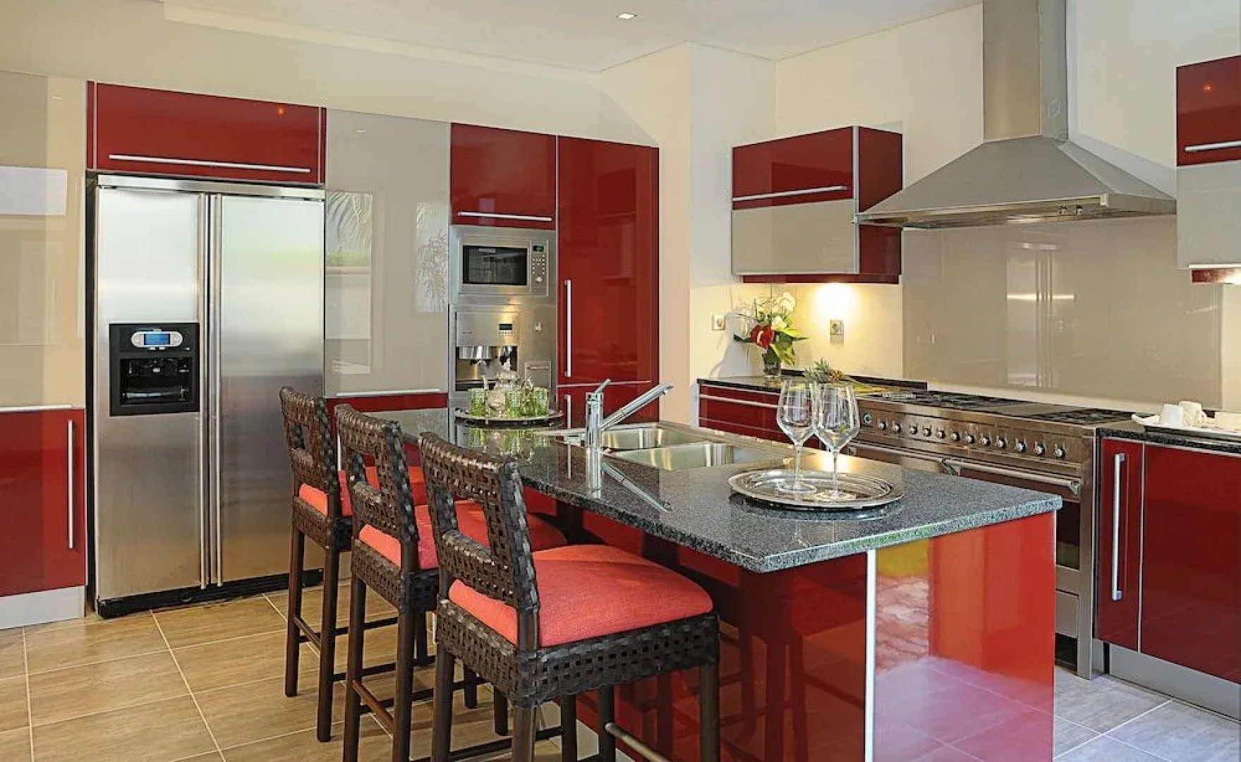 Sankhara Beachfront Villas