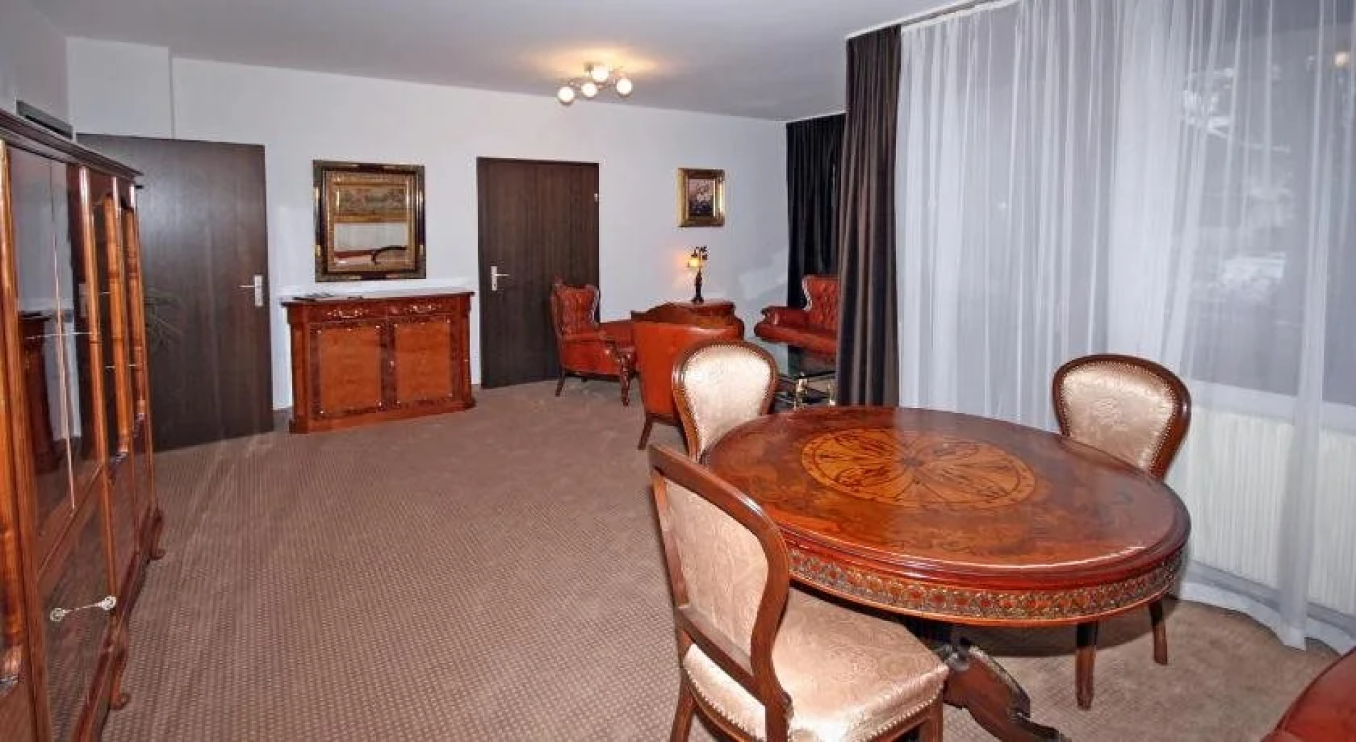 Schwarz Wienerwald Appartements