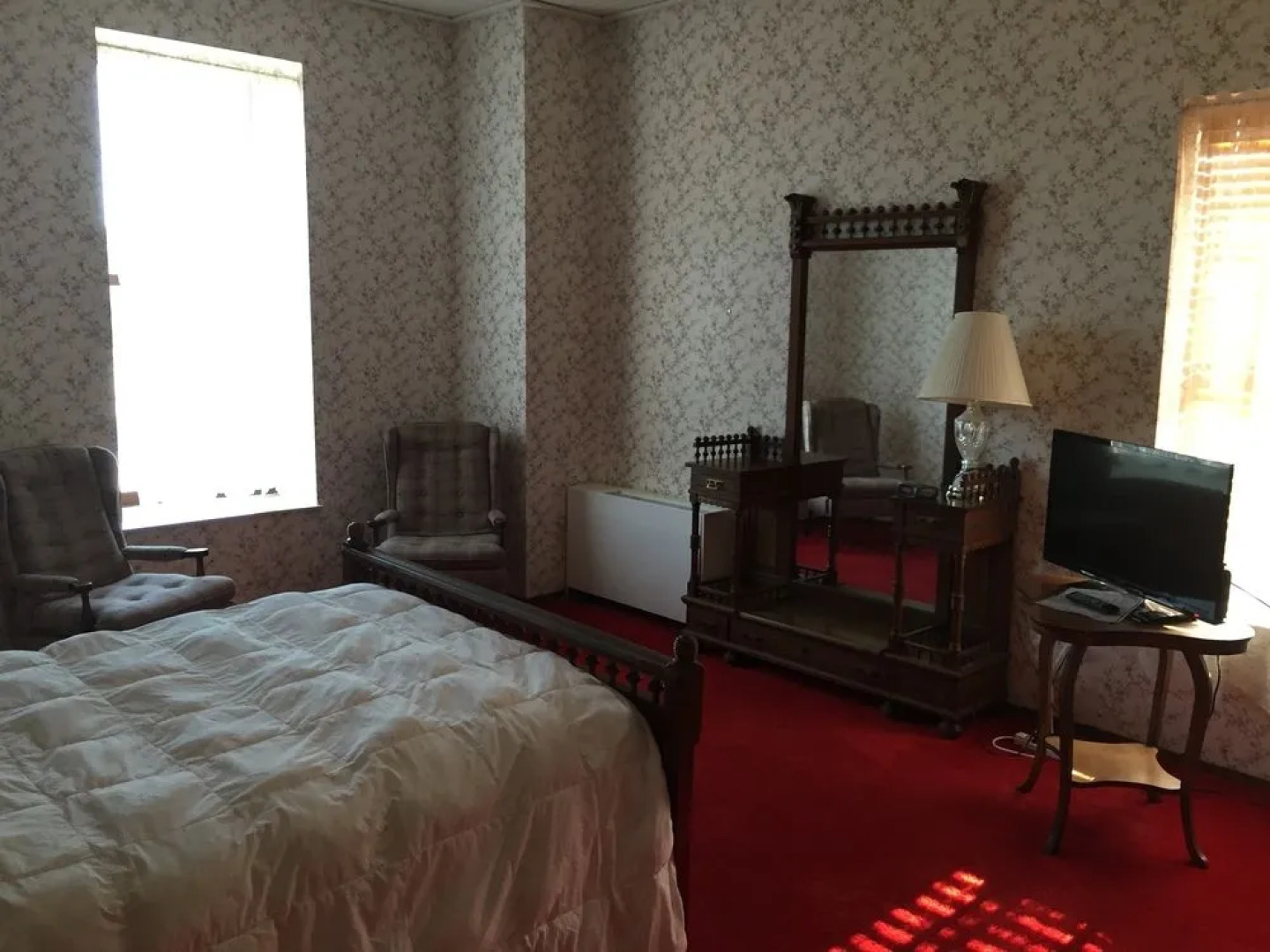 Historic Calumet Inn