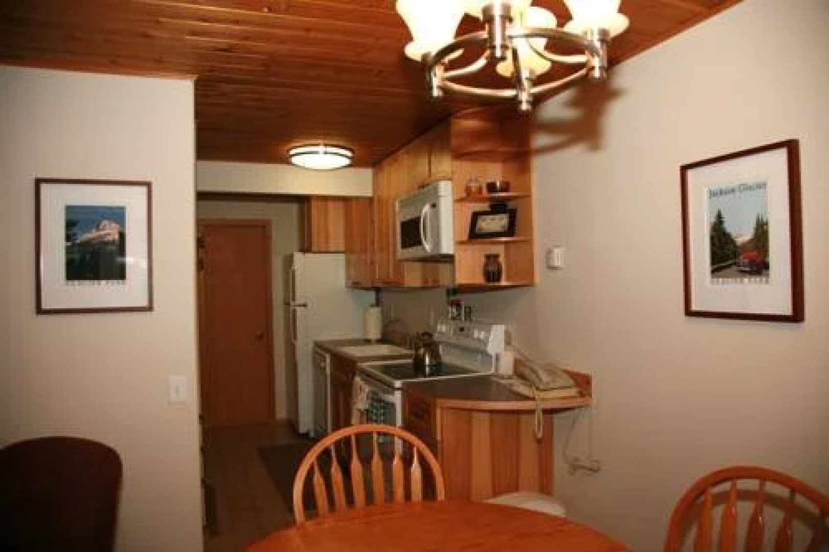 Bay Point On The Lake