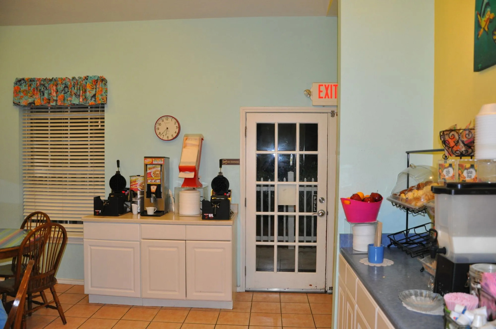 Plantation Suites & Conference Center