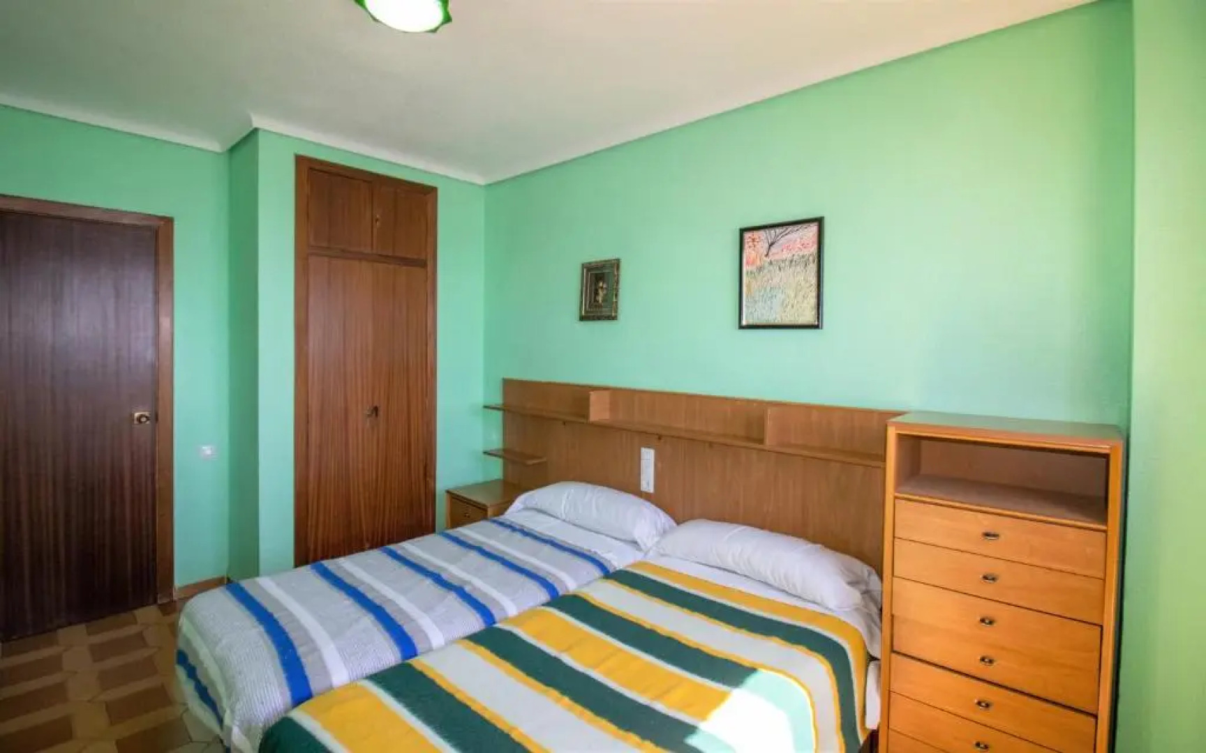 VISTAS FRONTALES VISTA ALEGRE 4-7 Albert Villas