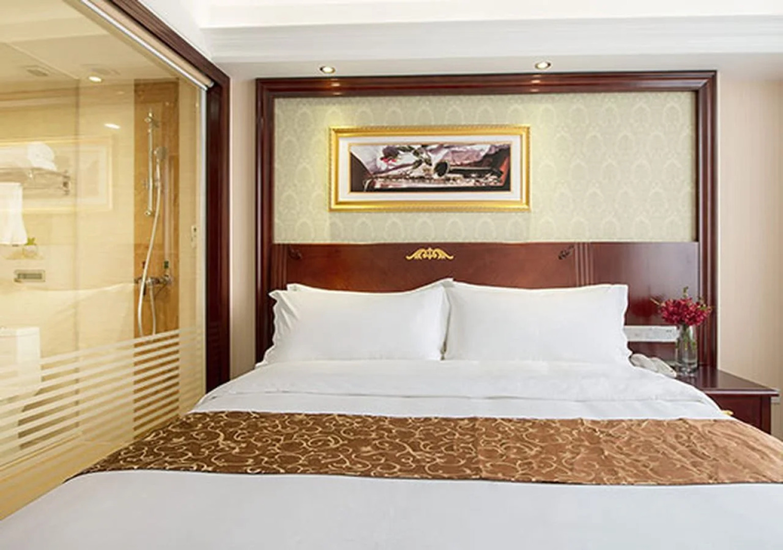 Vienna Hotel Heyuan Hongxing Road Branch