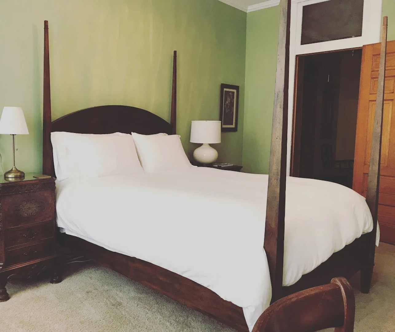 Castle La Crosse Bed and Breakfast