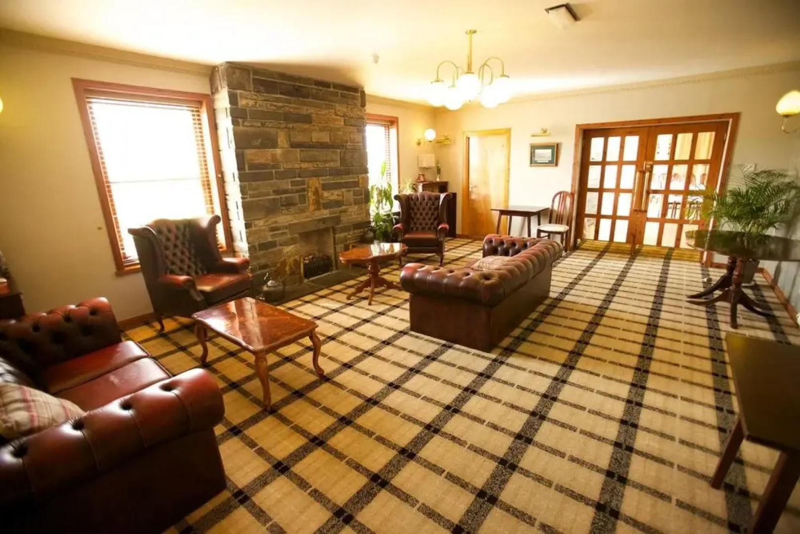 Standing Stones Hotel