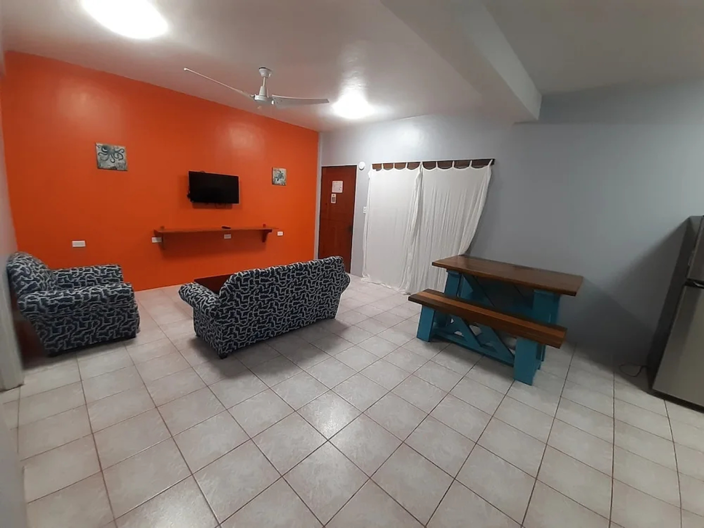 Rachel Land Apartment Suites
