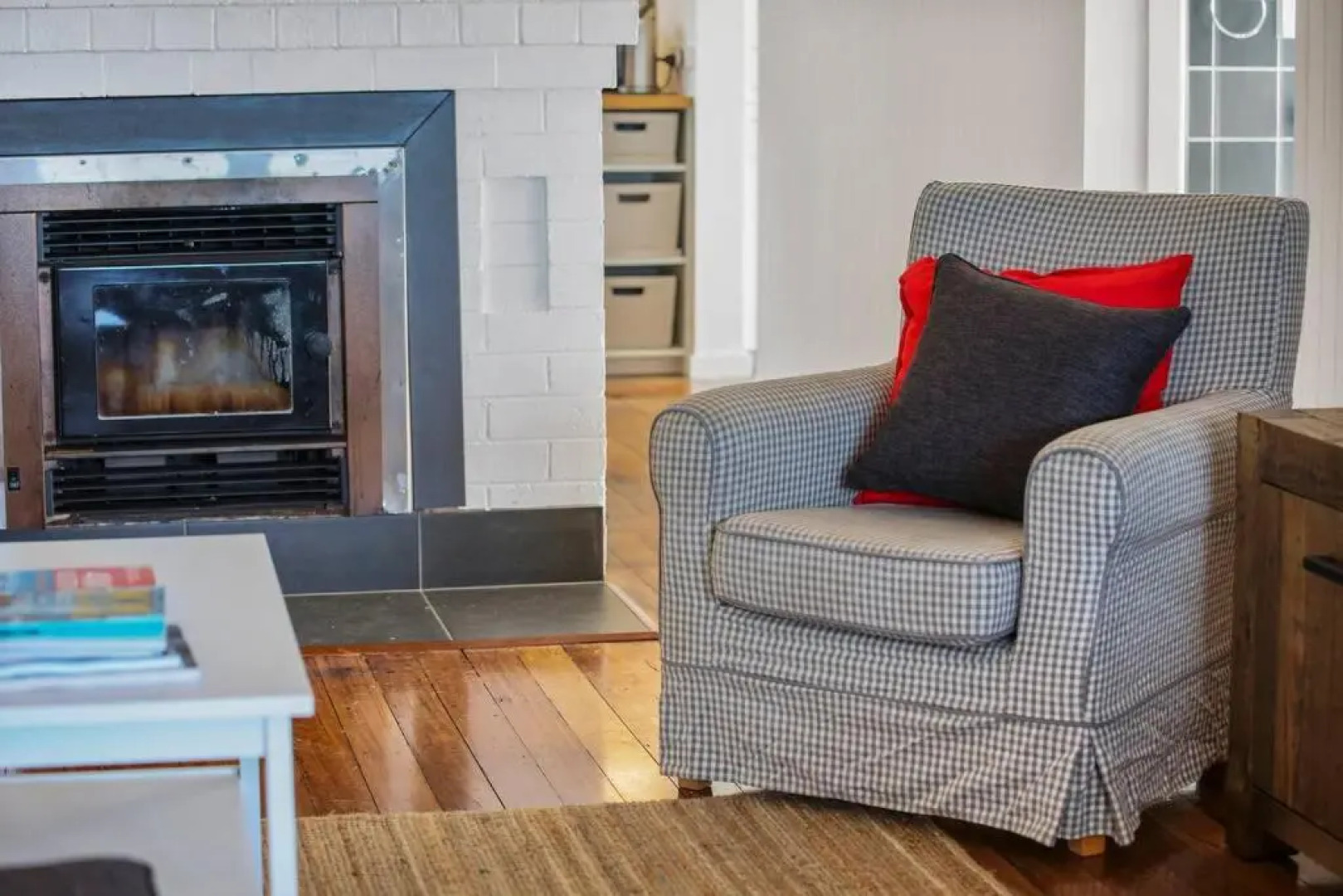 Canoon - 4 Bedroom, Pet Friendly home