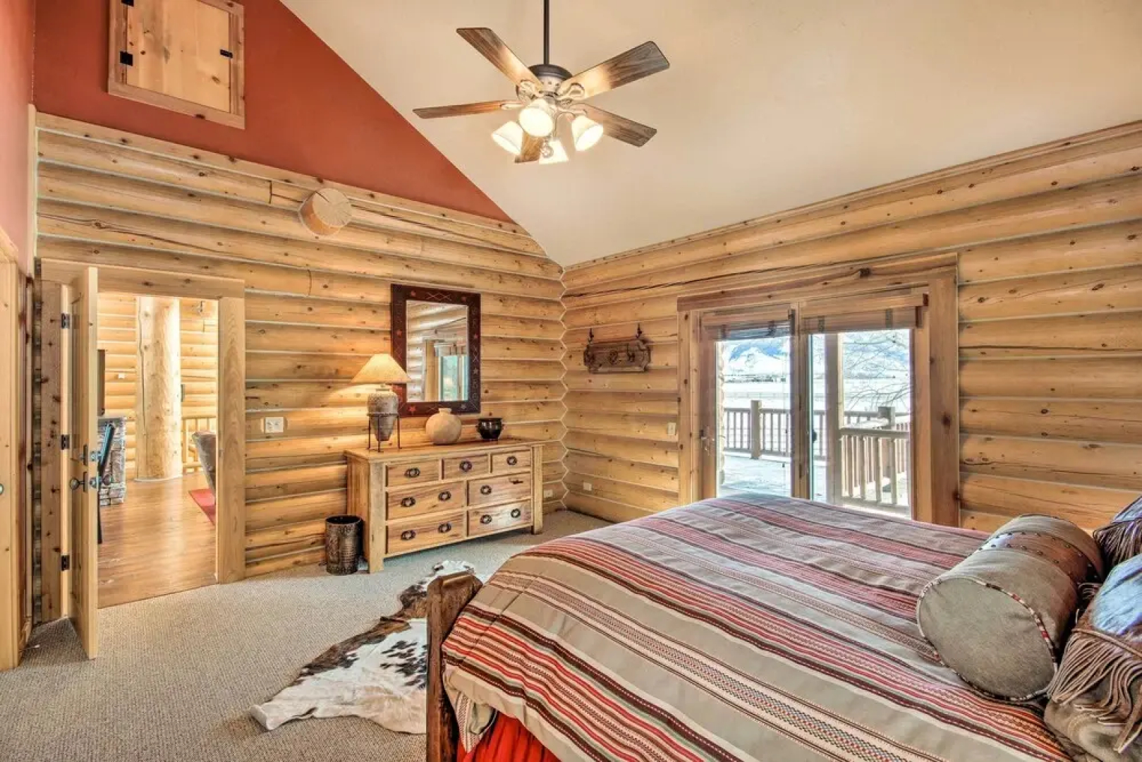Rustic Livingston Home w/ Deck + Mtn Views!