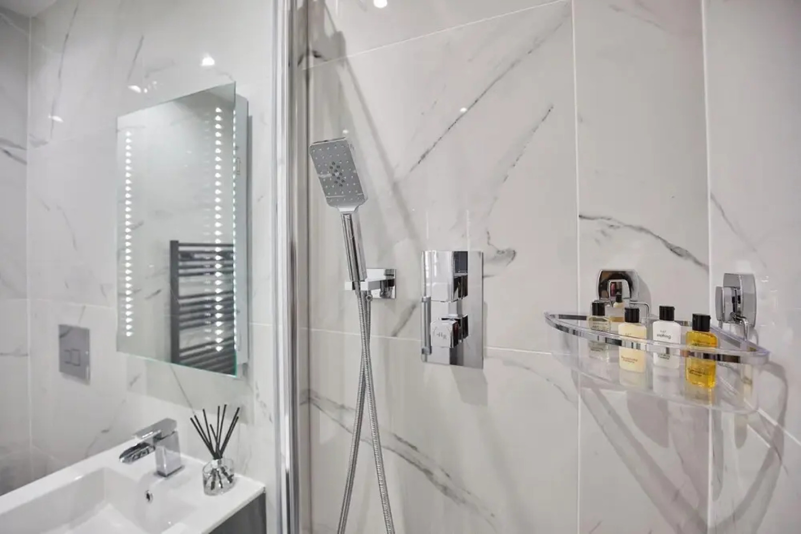 Host Stay 5 The Bank House