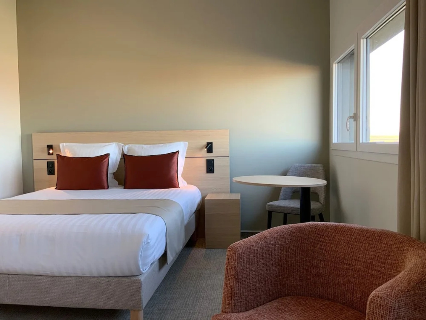 Hôtel AKENA TROYES - La Chapelle-Saint-Luc