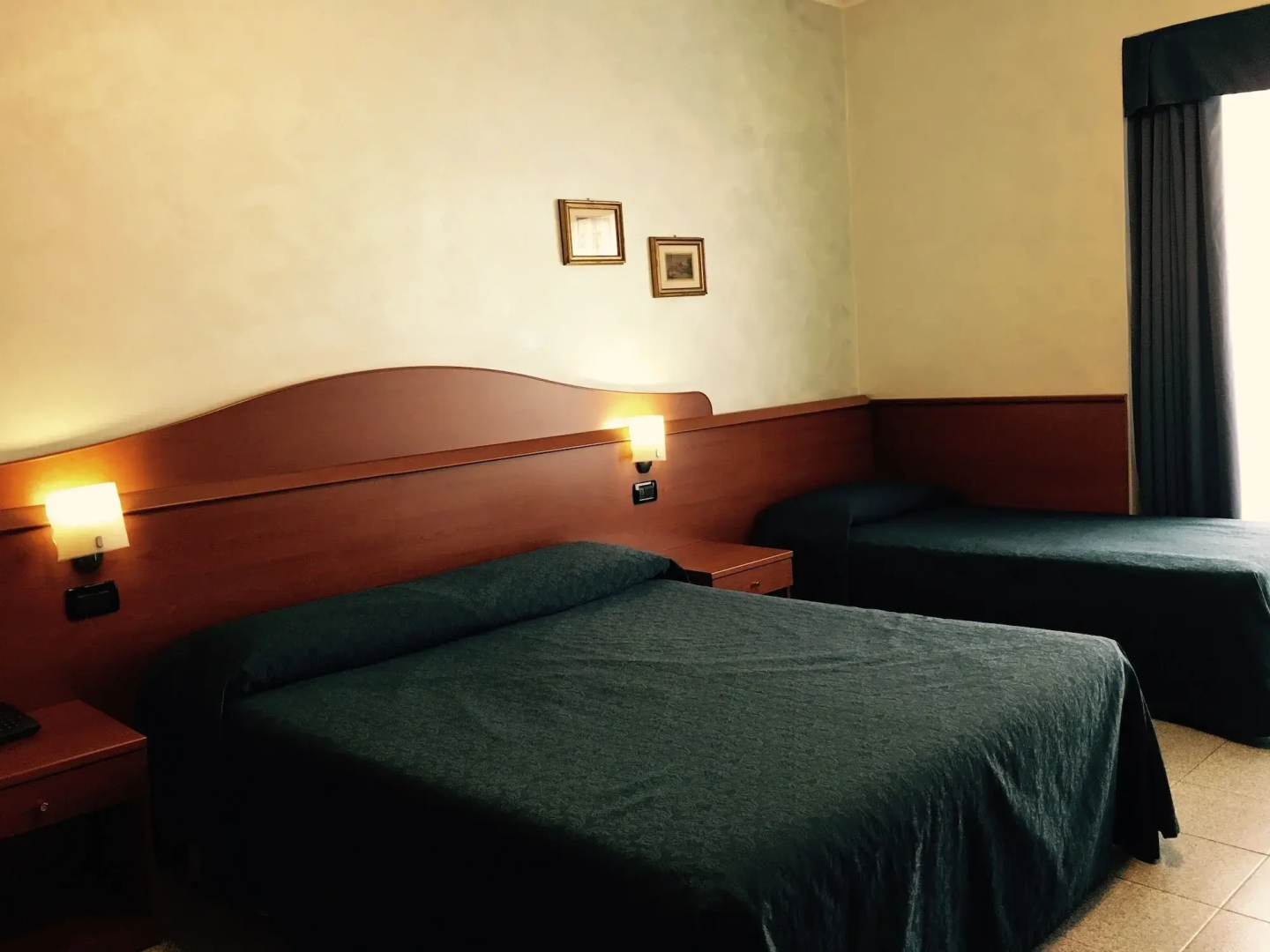 Hotel Aurora