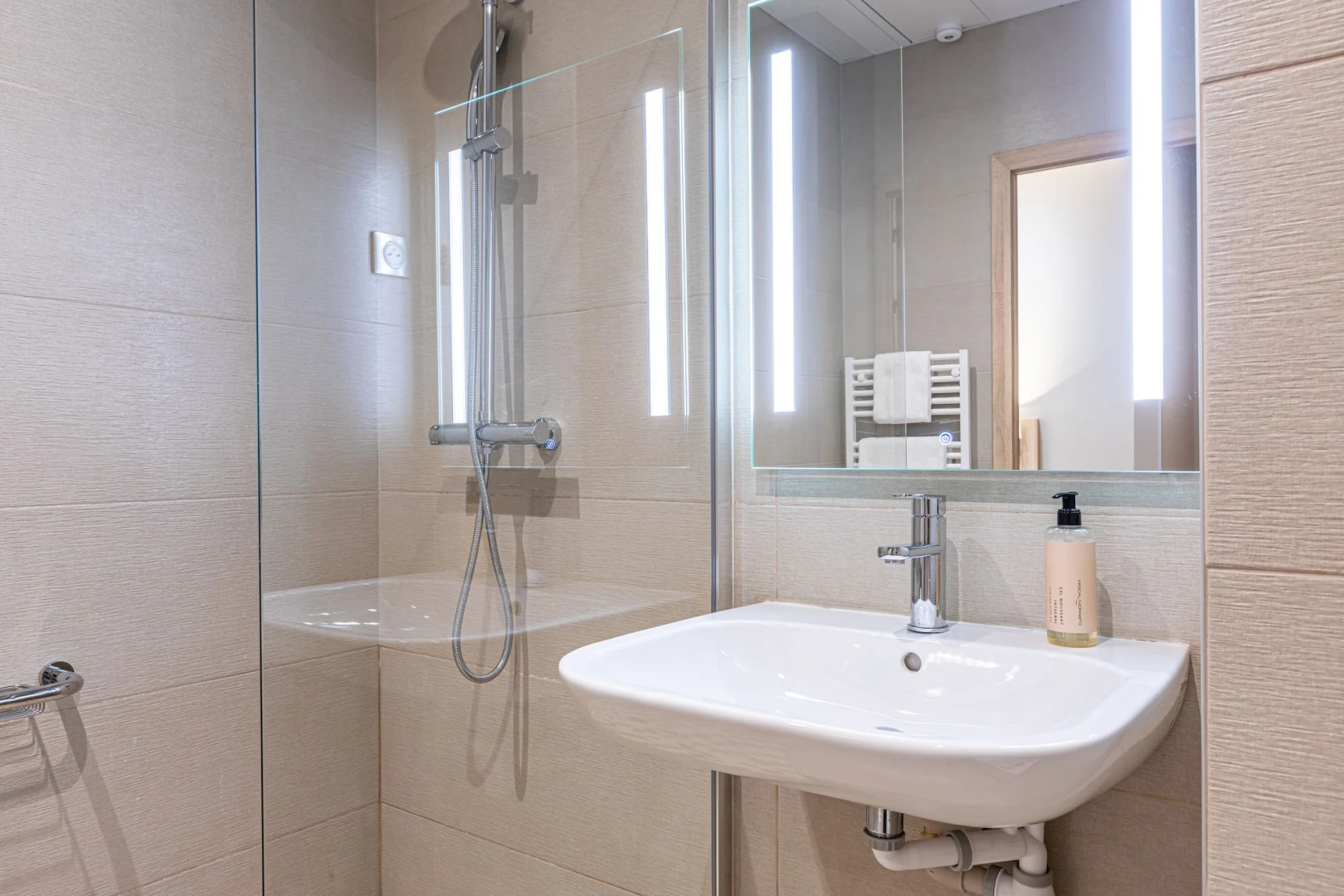 Hôtel Paris d'Issy Hôtel porte de Versailles