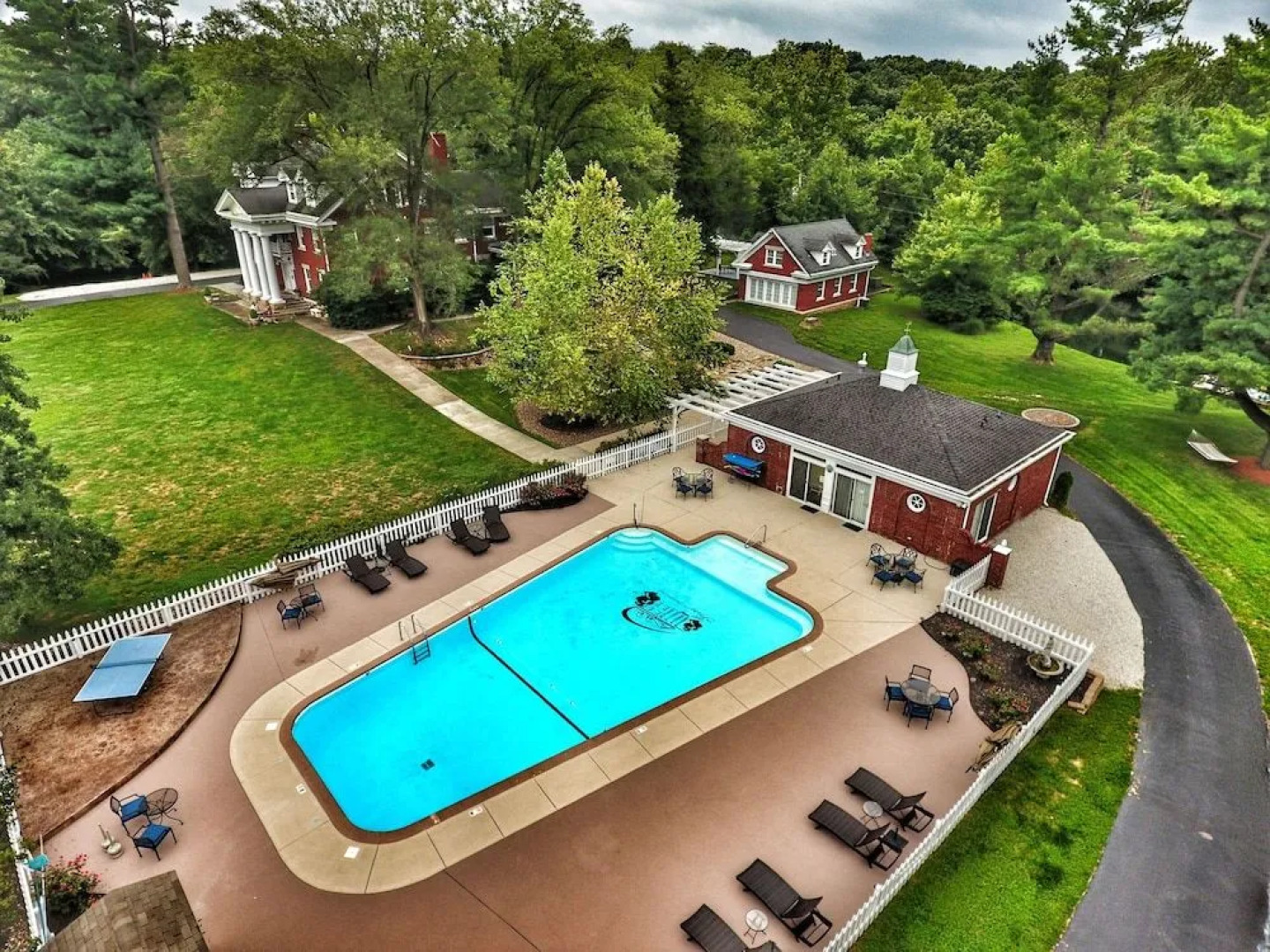 Inn on Crescent Lake Bed and Breakfast