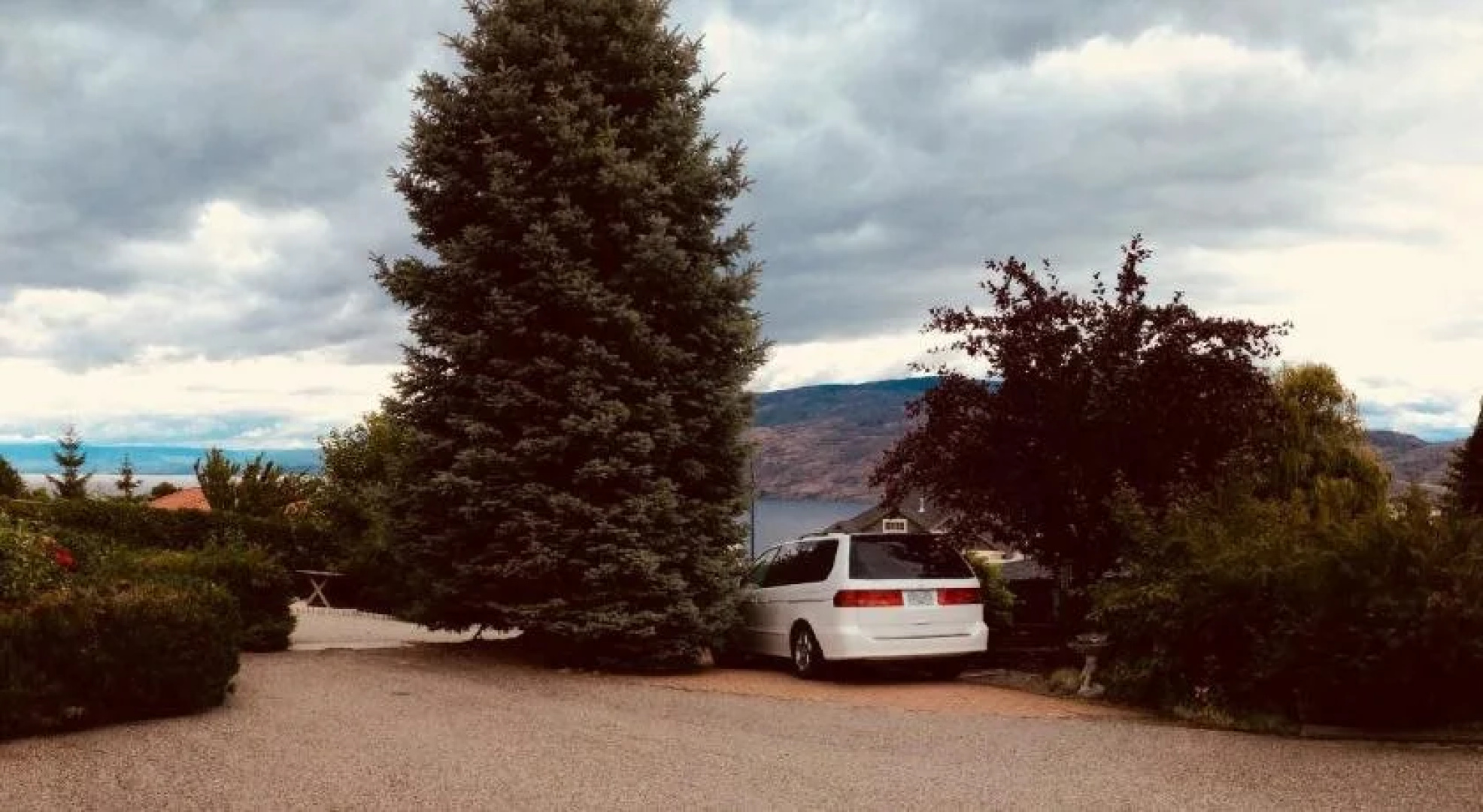 Peachland Lakeview Vacation Suite