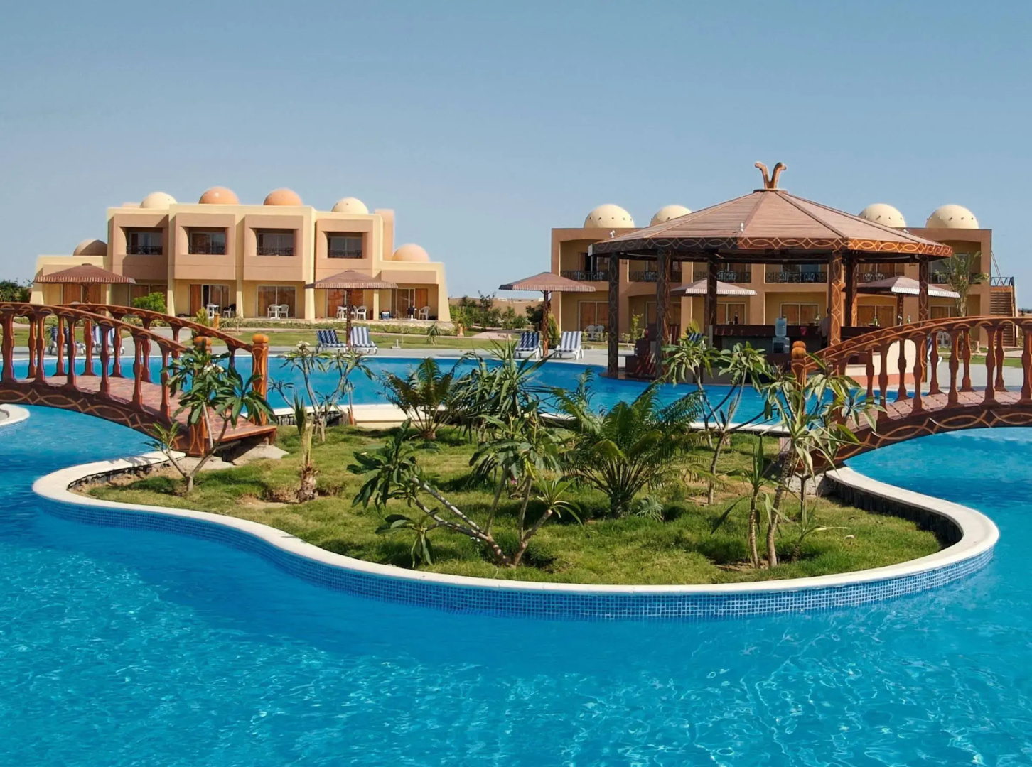 Отель Wadi Lahmy Azur Resort