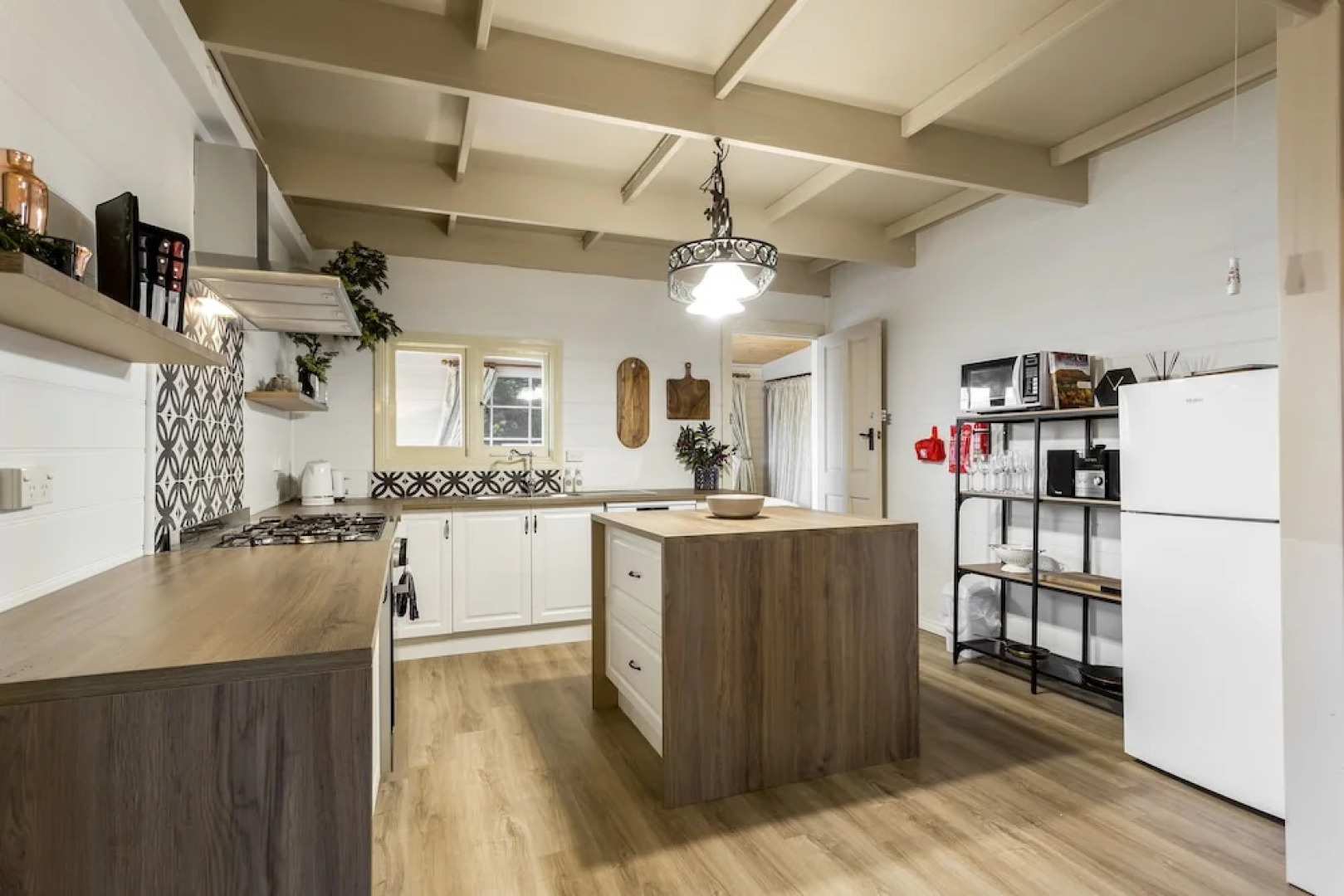 Tasmania frankford road (i)