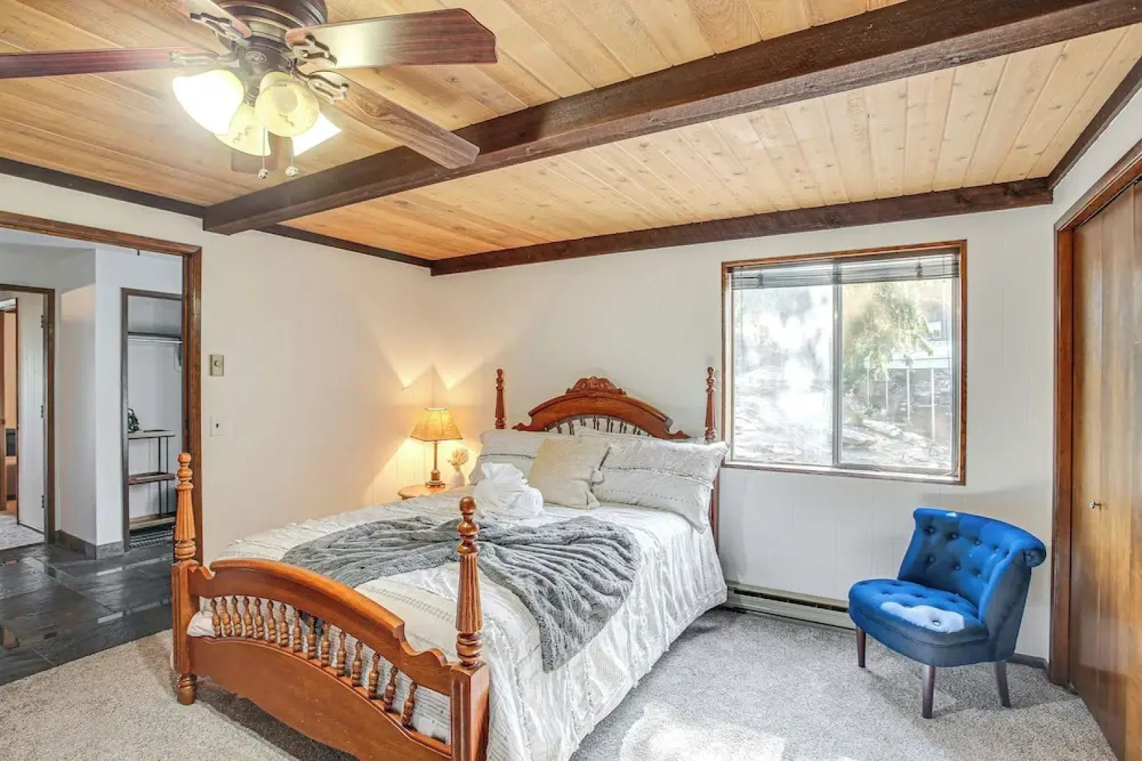 Spokane River Access & Fire Pit: Post Falls Cabin