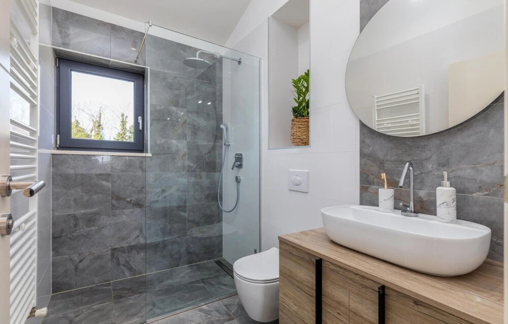 Stunning Home in Marcana With 4 Bedrooms, Wifi and Outdoor Swimming Pool