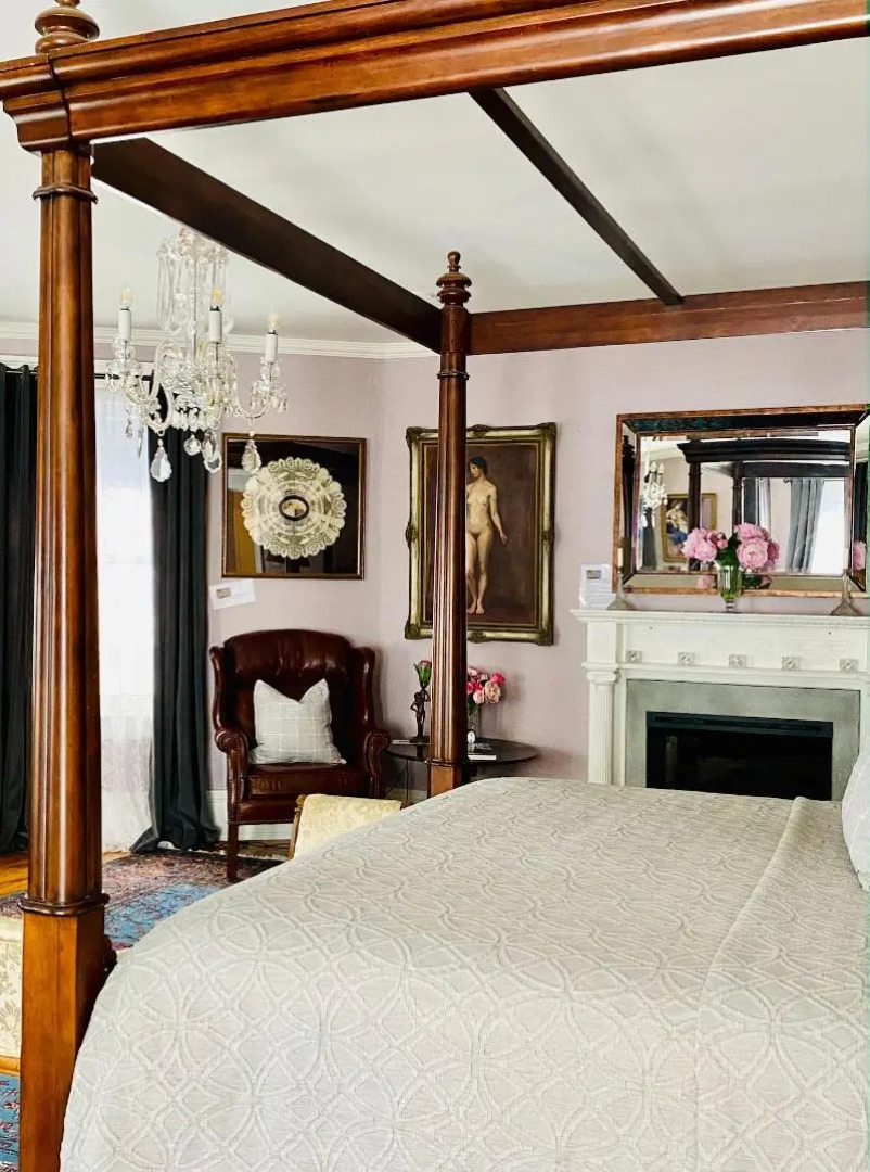 1000 Islands B&B – The Bulloch House