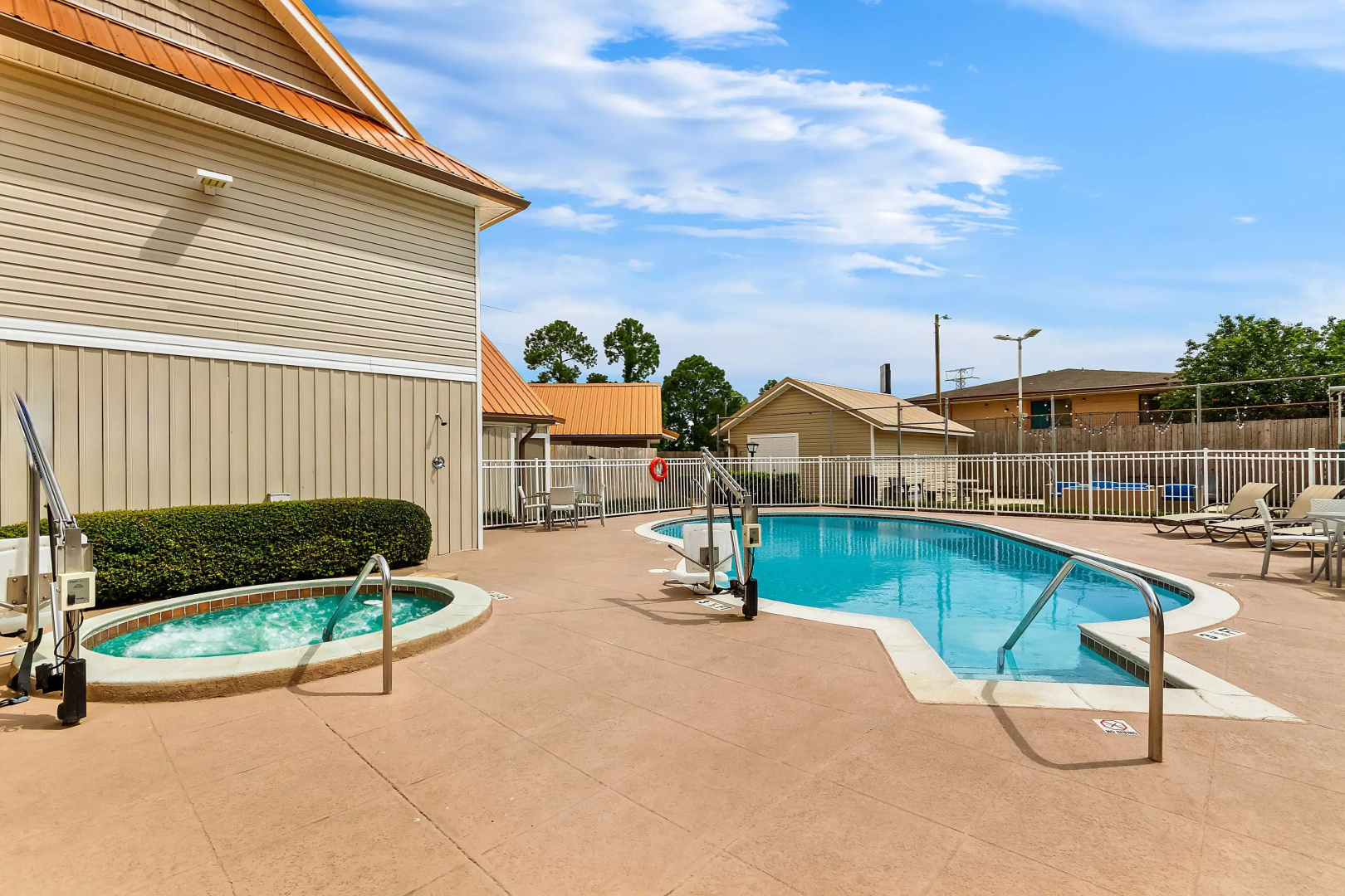 SureStay Studio by Best Western Pensacola