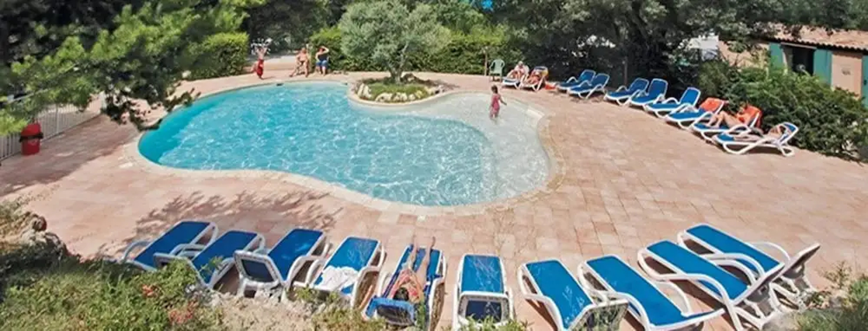 Bungalow With 2 Bedrooms in Aiguines, With Wonderful Lake View, Pool A