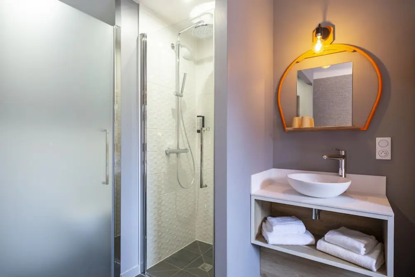 Hotel Base Camp Lodge