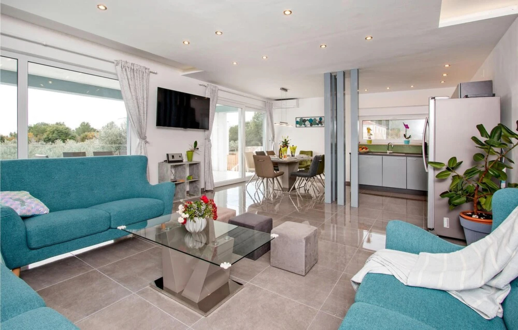 Awesome Home in Fazana With 4 Bedrooms, Wifi and Outdoor Swimming Pool