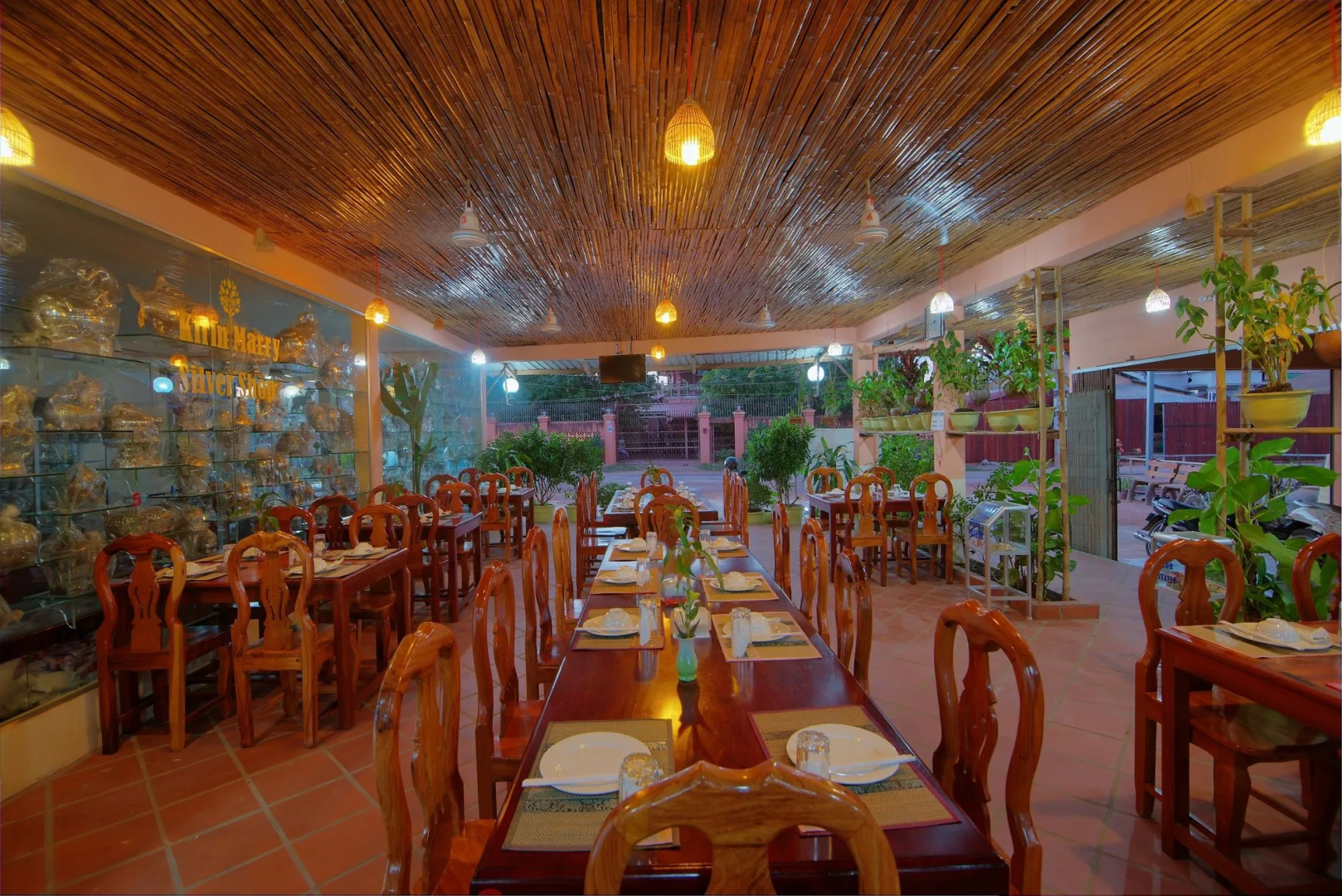 Kirin Marry Angkor Villa